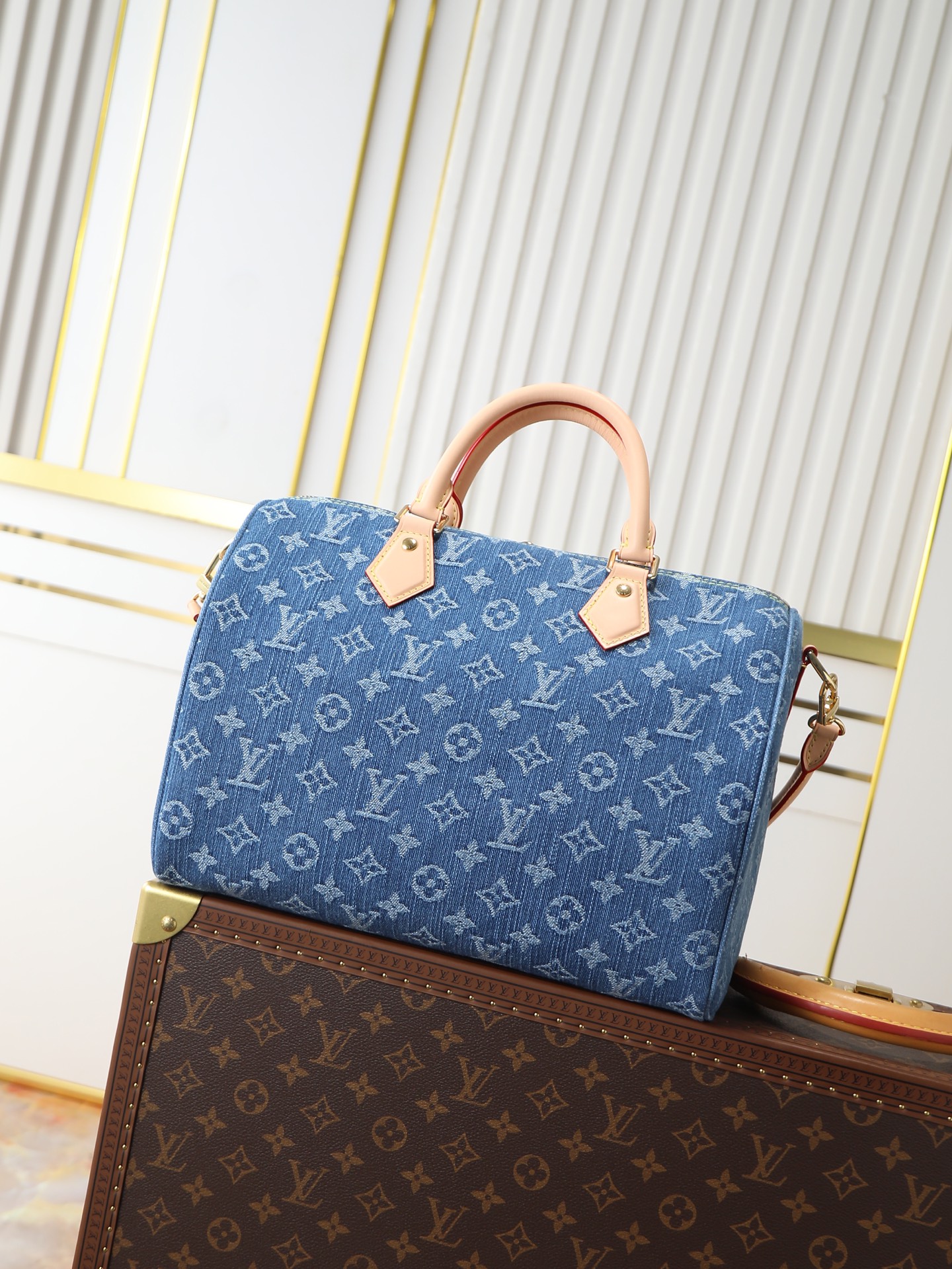 Louis Vuitton Speedy Soft 30 Denim Handbag - Image 3