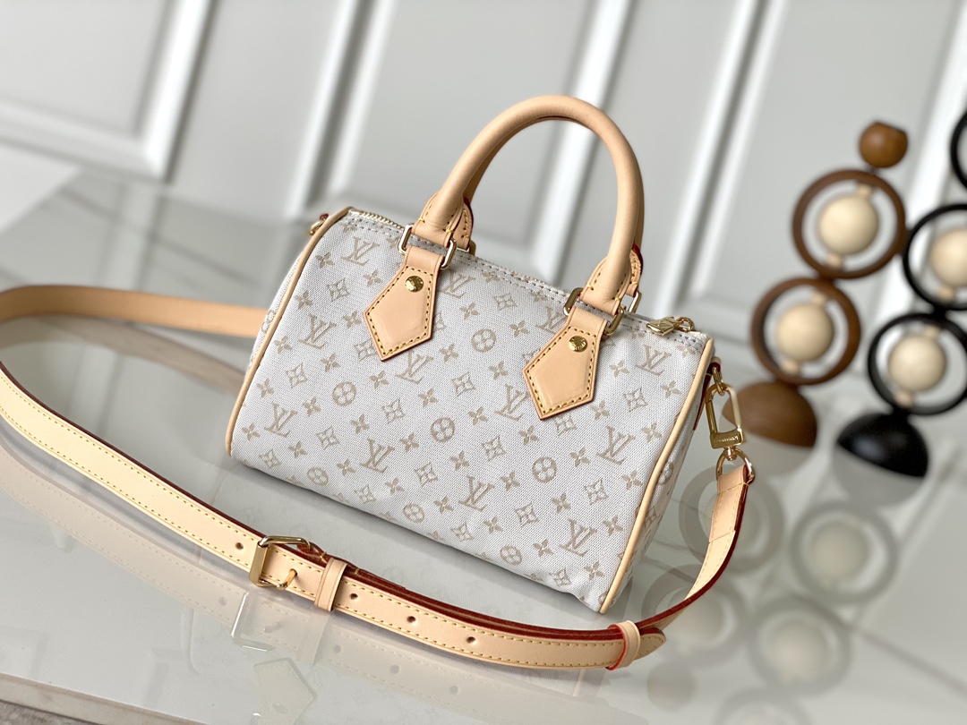 Louis Vuitton Speedy Bandouliere 20 Handbag - Image 3