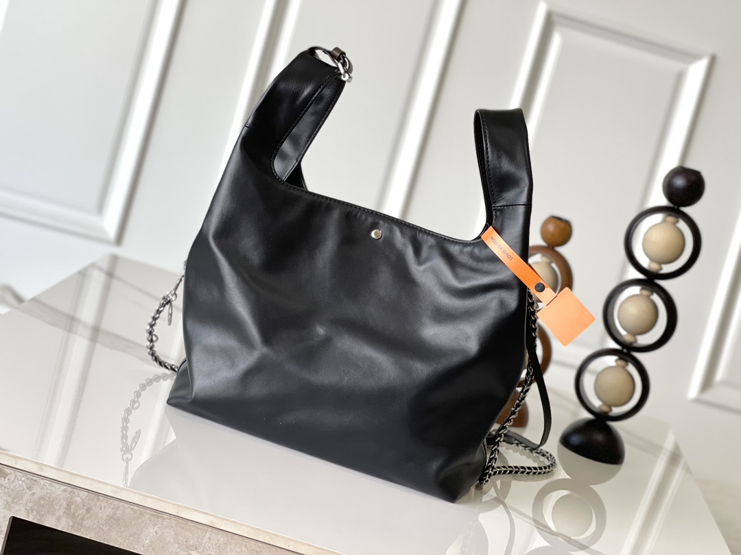 Louis Vuitton M11266 Atlantis Medium Handbag - Image 3