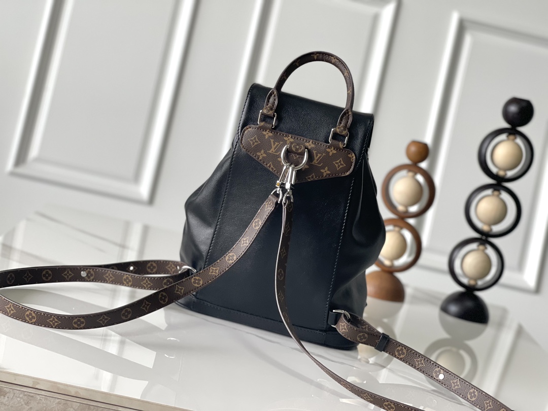Louis Vuitton Montsouris Small Backpack in Black Leather - Image 3