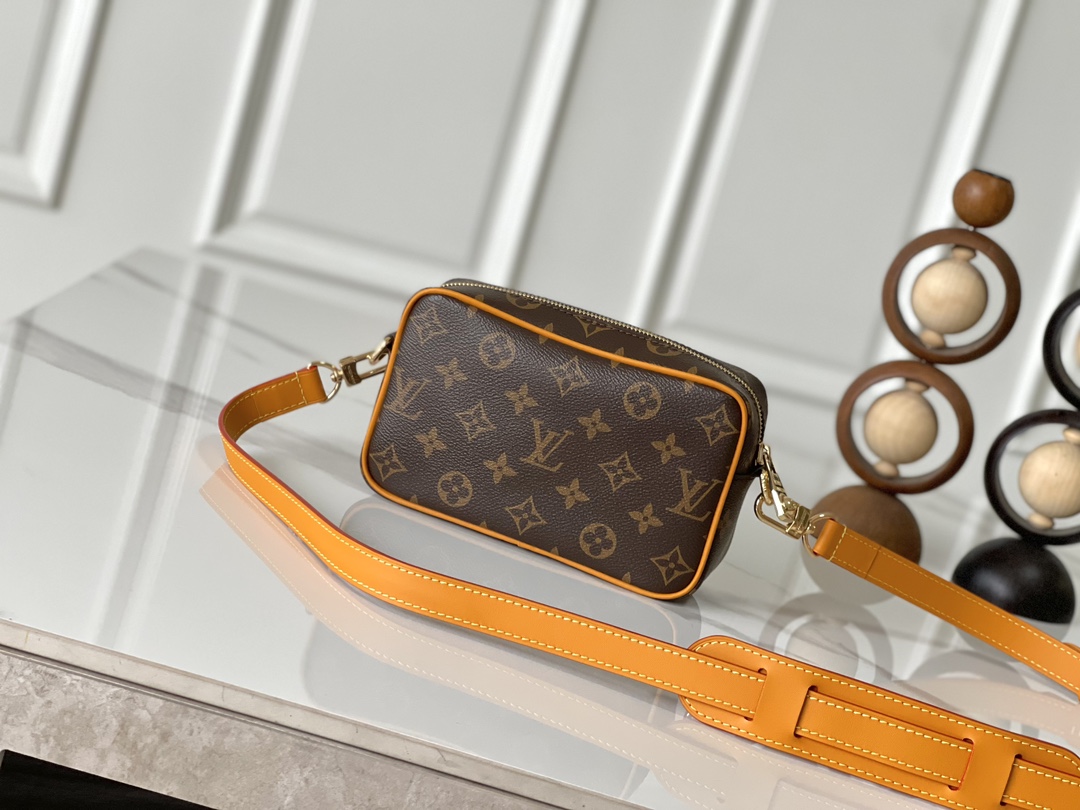 Louis Vuitton Trocadéro Mini Camera Bag M14058 - Image 3