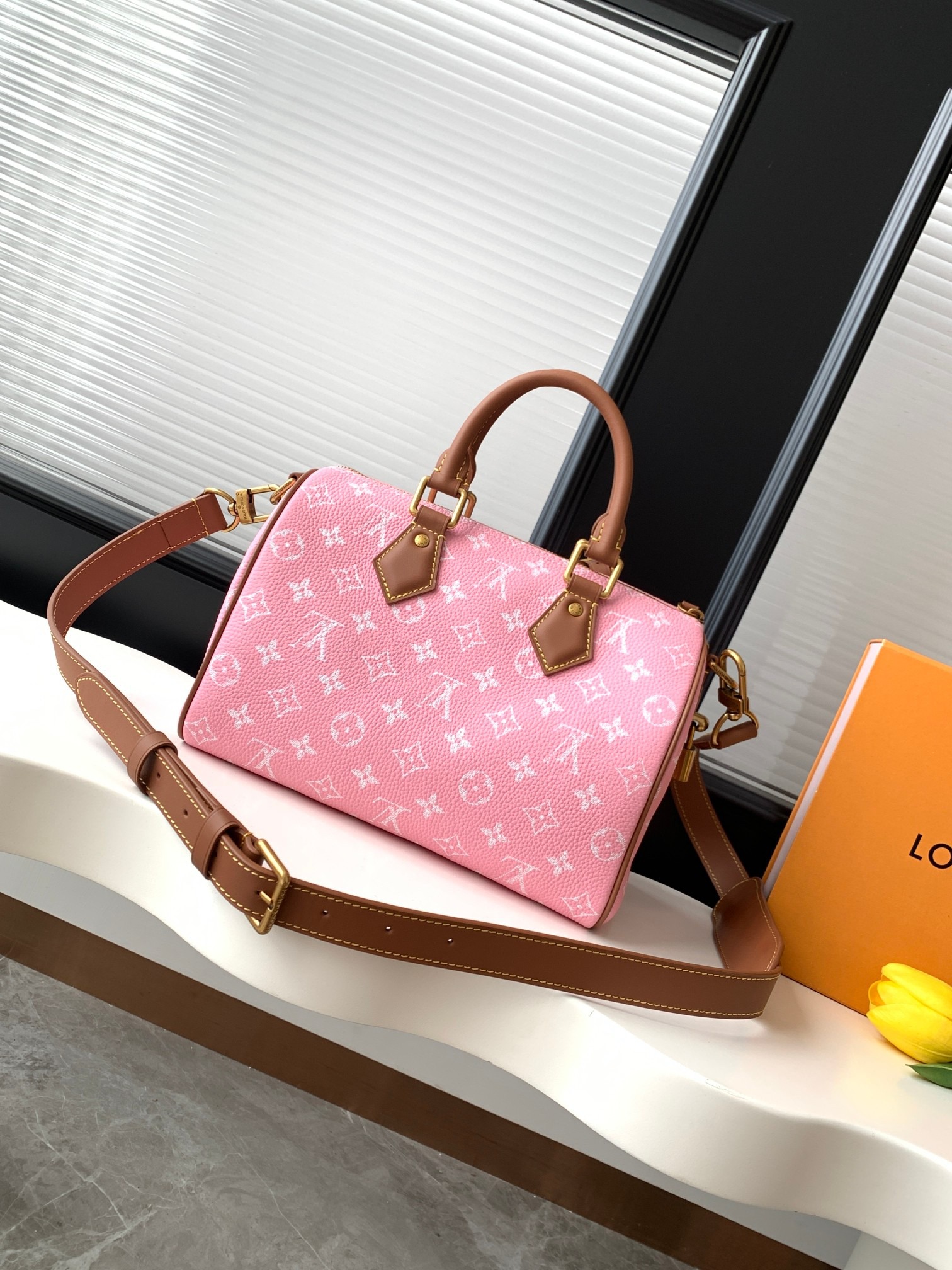 Louis Vuitton Speedy P9 Bandoulière 25 Monogram Leather Handbag - Image 3