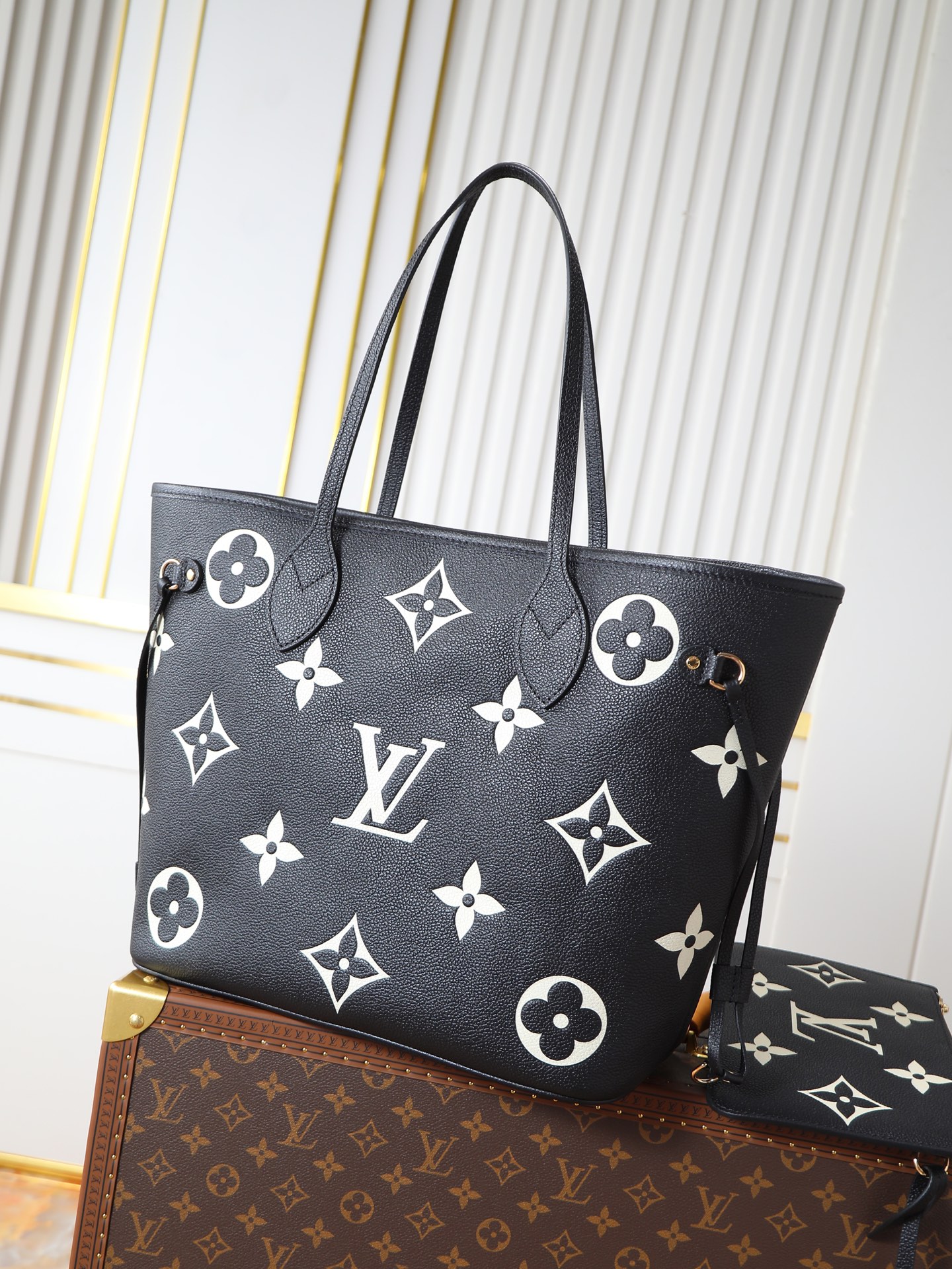 Neverfull MM Monogram Empreinte Leather Tote Bag - Image 3
