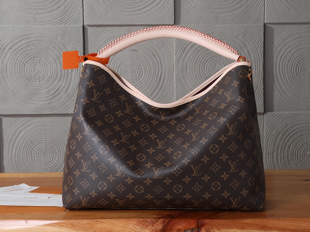 Louis Vuitton Artsy Handbag - Image 3