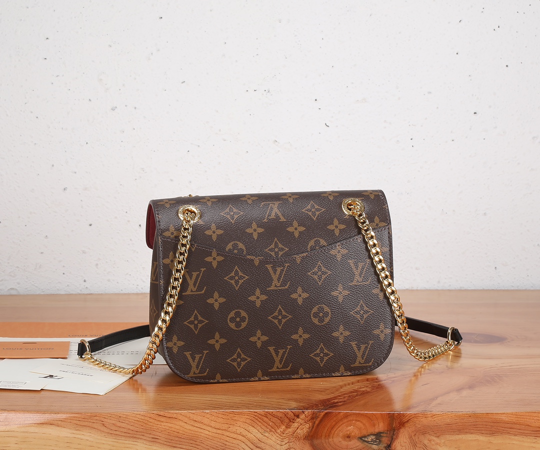 Louis Vuitton Passy Chain Bag - Image 3