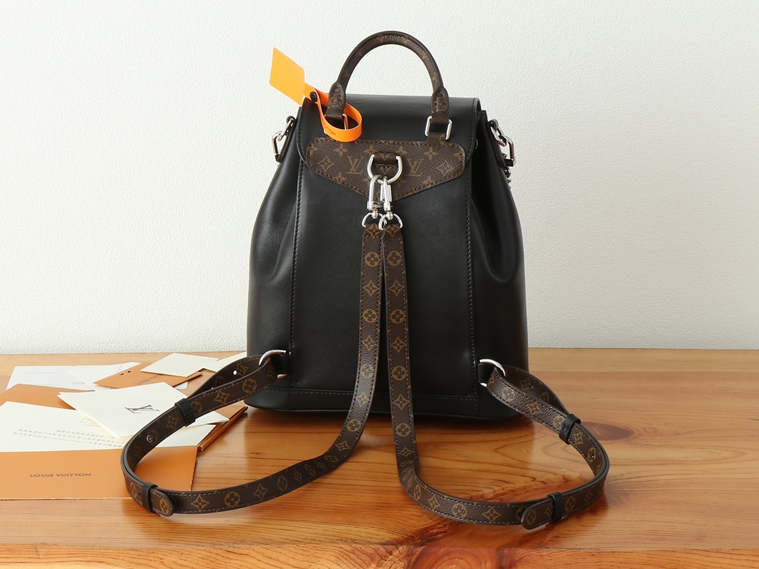 Louis Vuitton Montsouris Small Backpack - Image 3