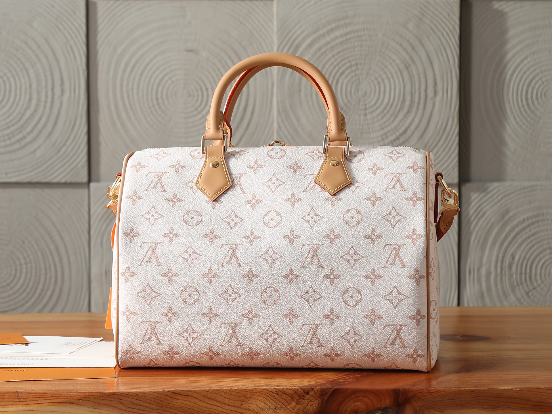 Louis Vuitton Speedy Soft 30 Lucky Handbag - Image 3