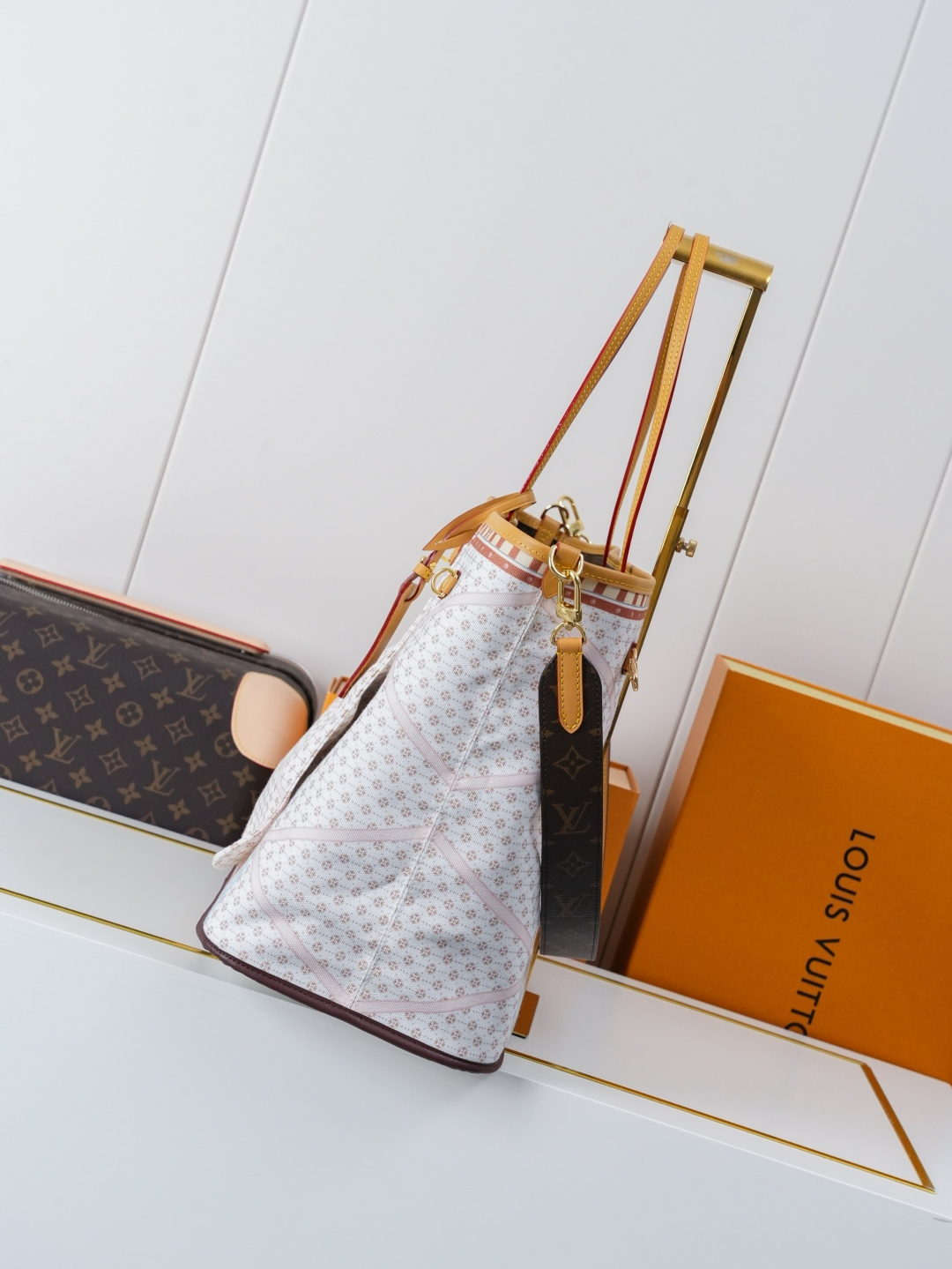 Louis Vuitton Neverfull Inside Out Large Tote Bag in Monogram Canvas - Image 3