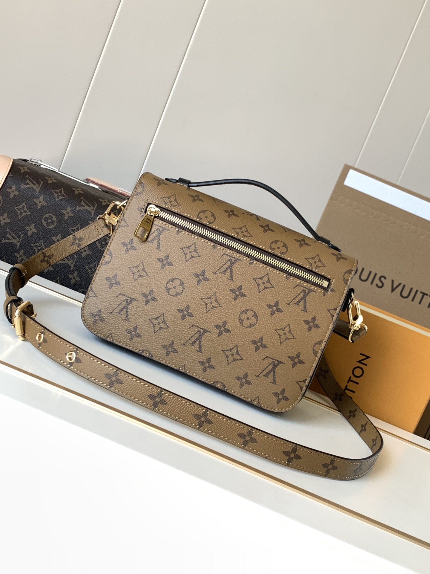 Louis Vuitton Pochette Metis Monogram Shoulder Bag - Image 3