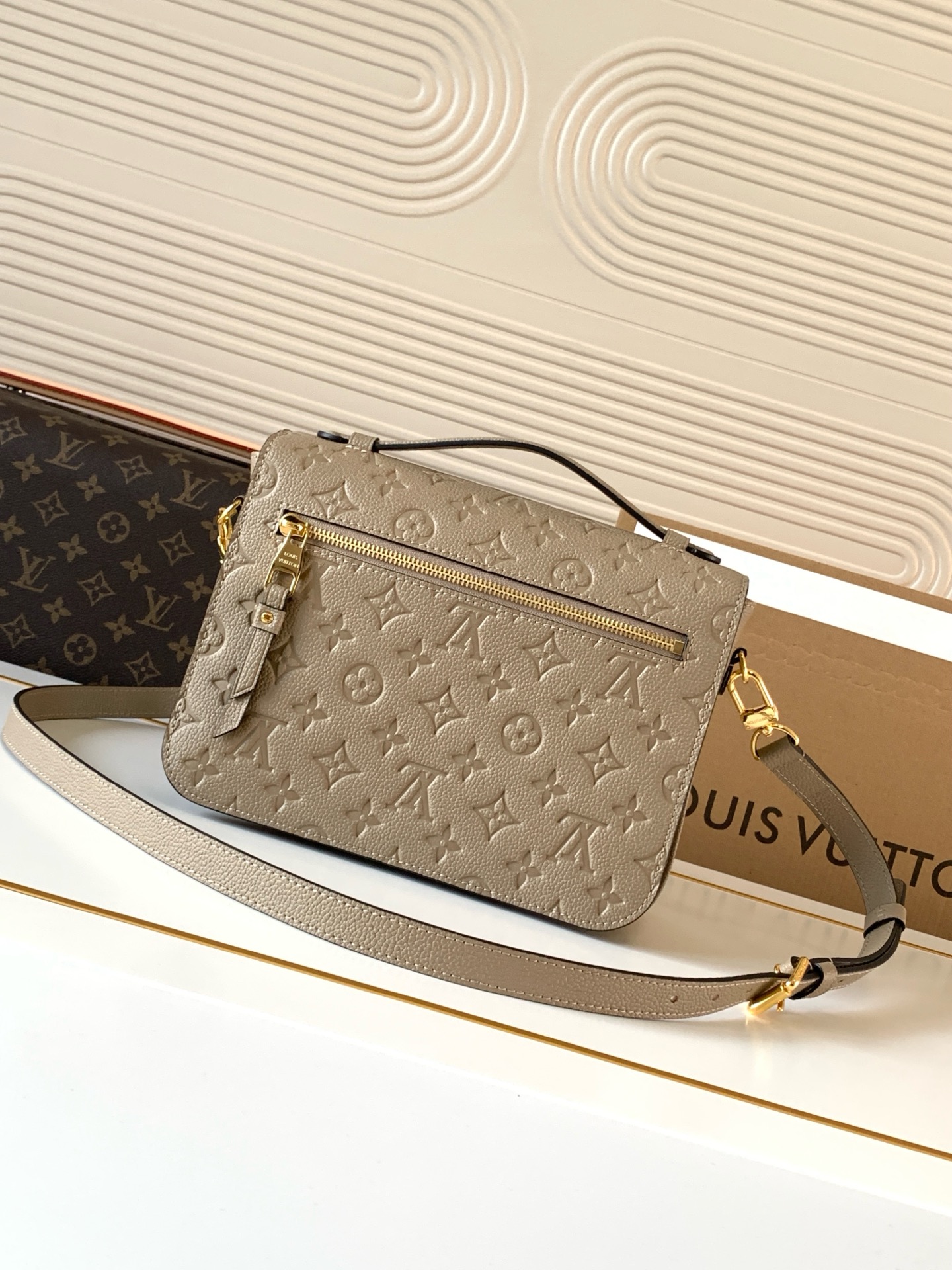 Louis Vuitton Pochette Metis Monogram Empreinte Leather Shoulder Bag - Image 3