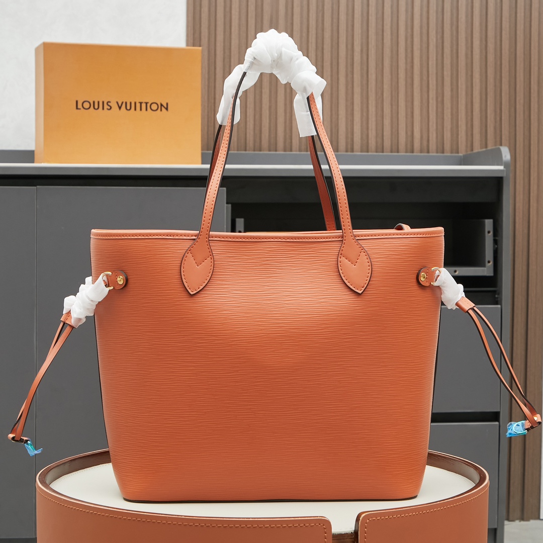 Louis Vuitton Neverfull MM Epi Leather Tote Bag Black - Image 3