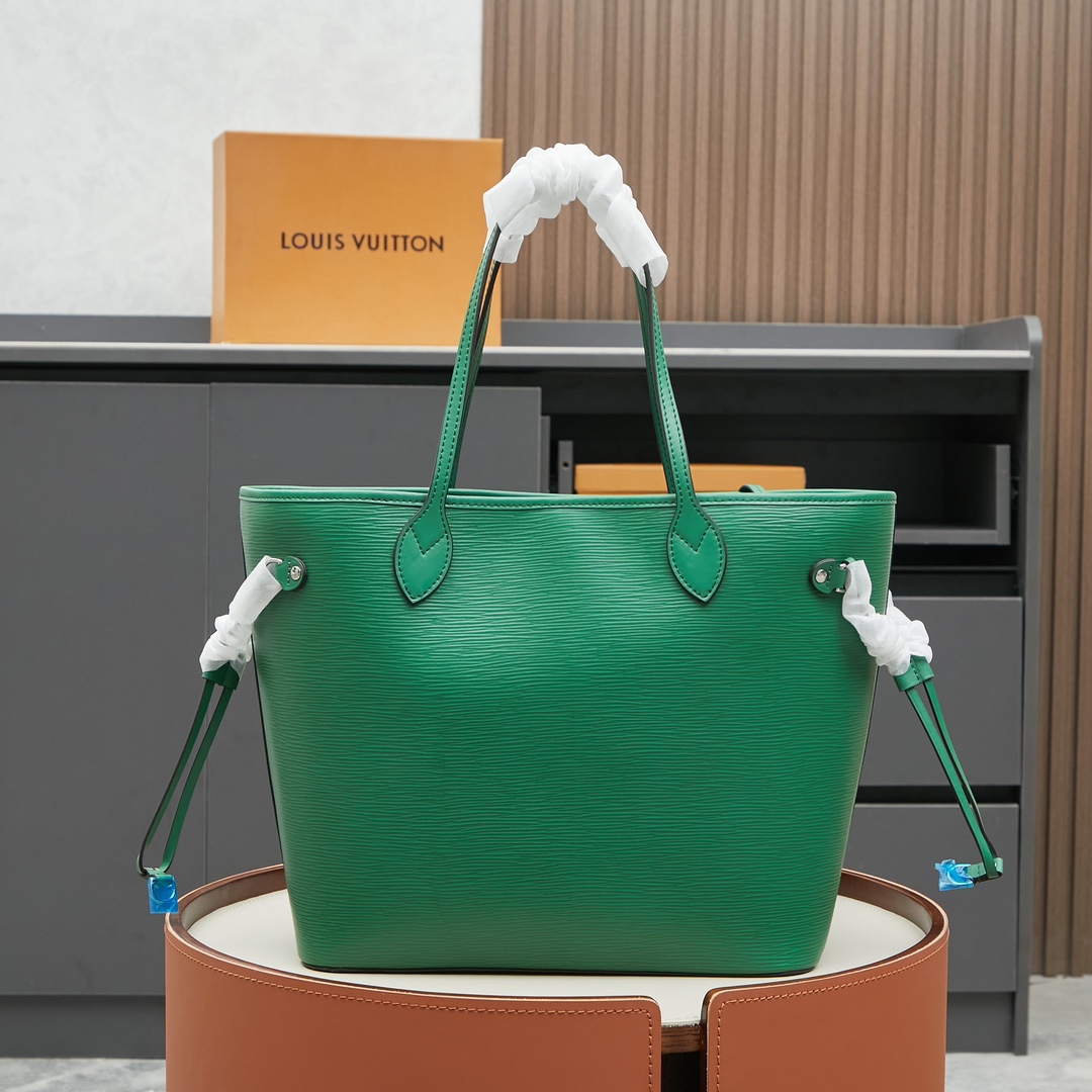 Louis Vuitton Neverfull MM Epi Leather Tote Bag - Image 3