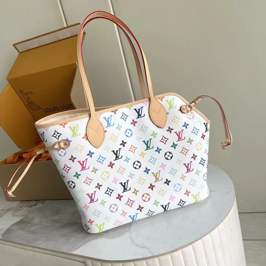 Louis Vuitton Neverwoof Medium Pet Carrier Bag - Image 3