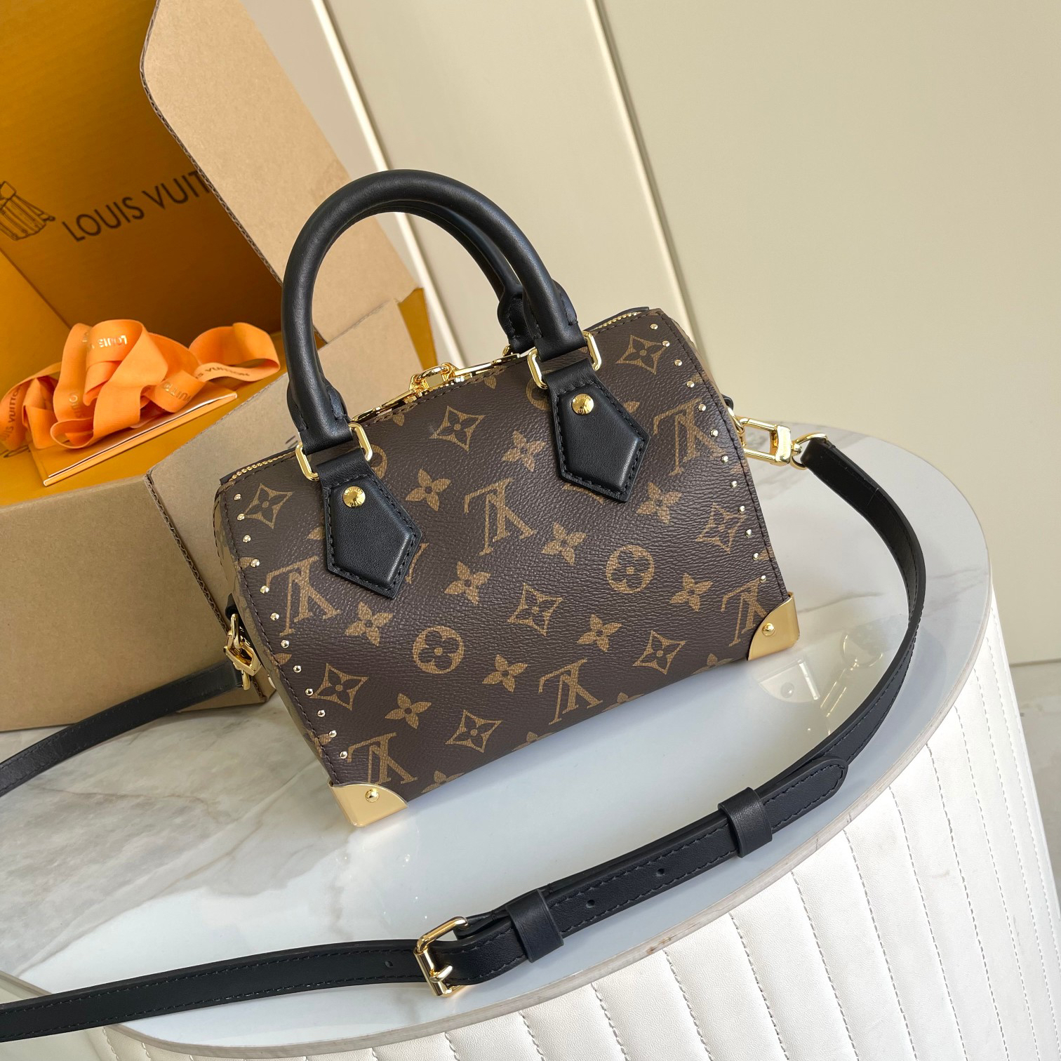 Louis Vuitton Speedy Trunk Handbag - Image 3