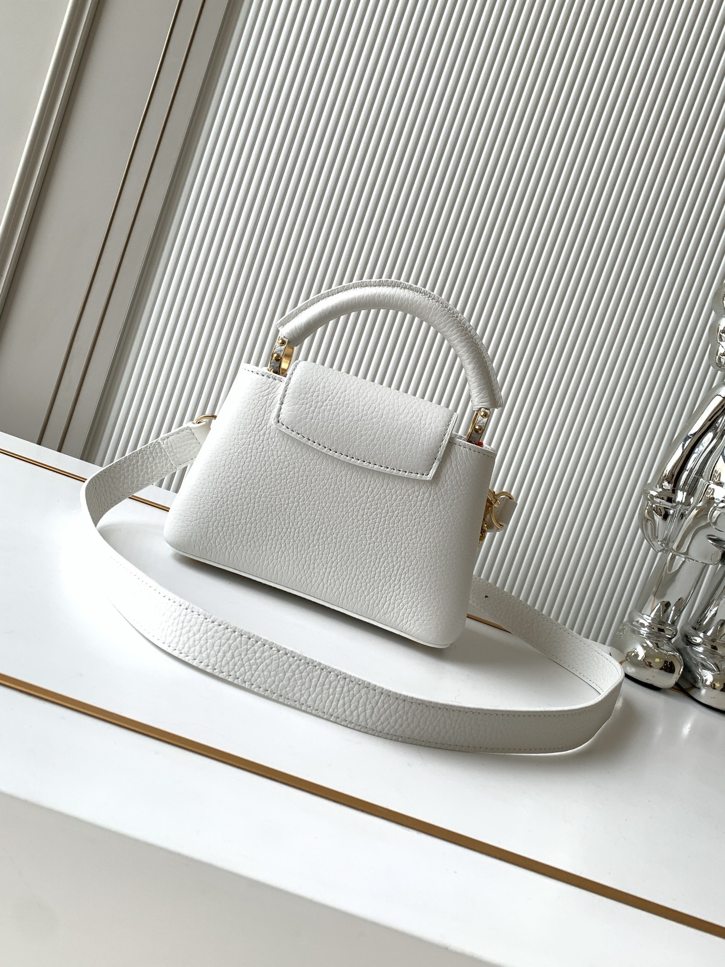 Capucines BB Handbag - Image 3