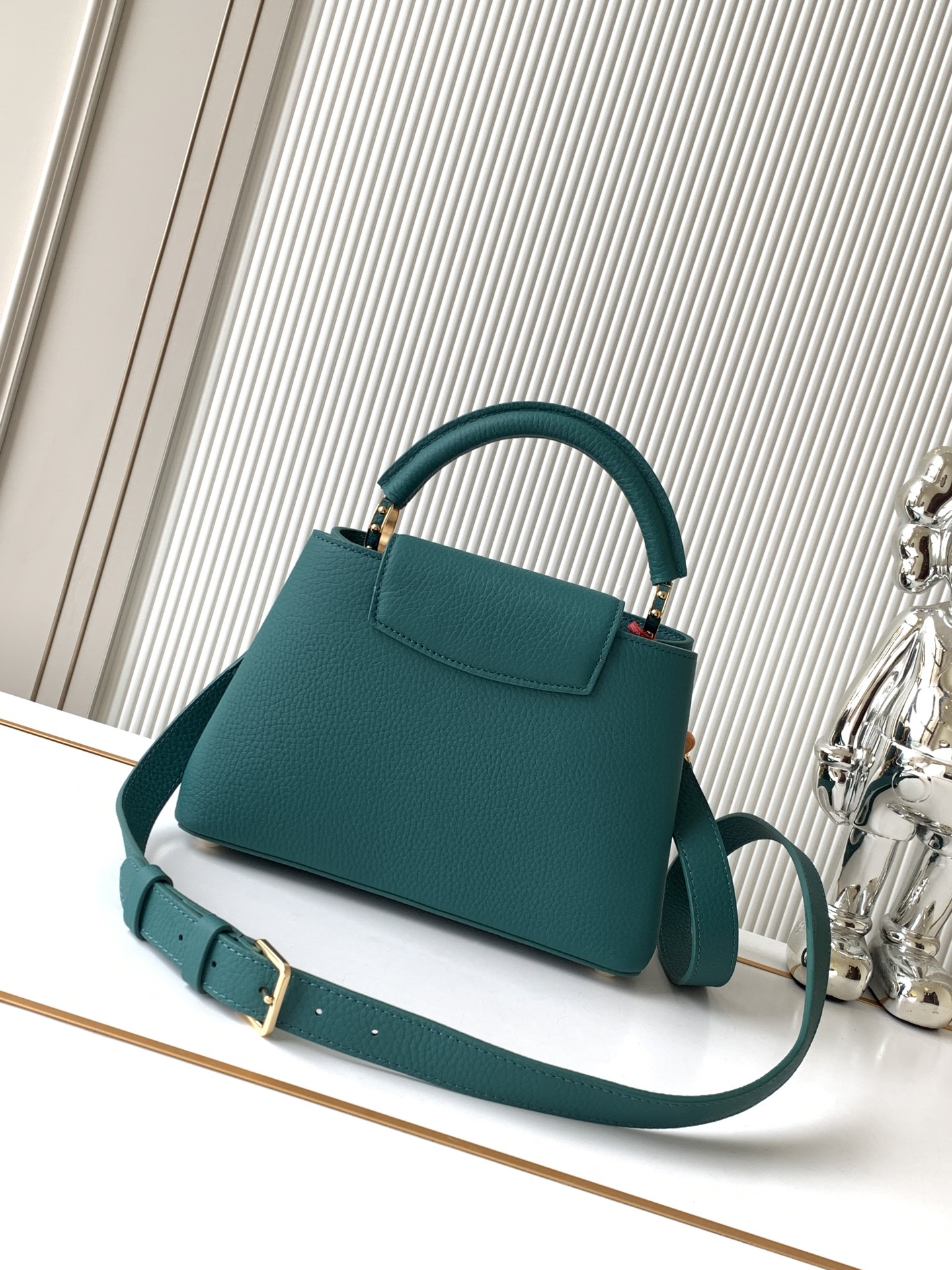 Louis Vuitton Capucines BB Trilogy Leather Handbag - Image 3