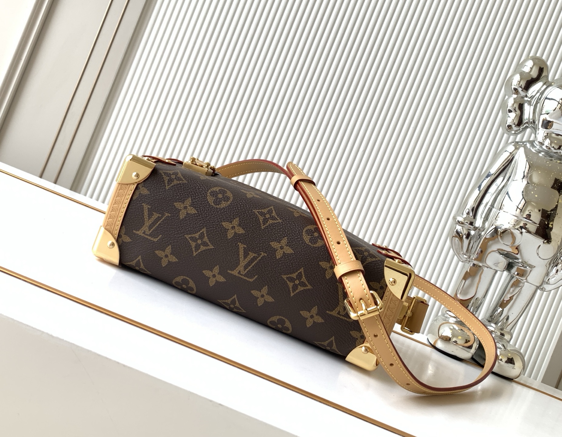 Louis Vuitton Pico Side Trunk Handbag - Image 3