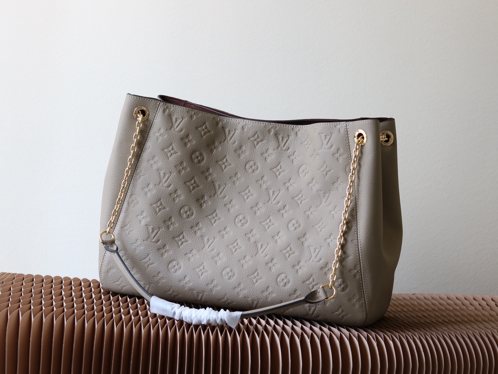 Louis Vuitton P-530 Anytime Medium Promenade Handbag - Image 3