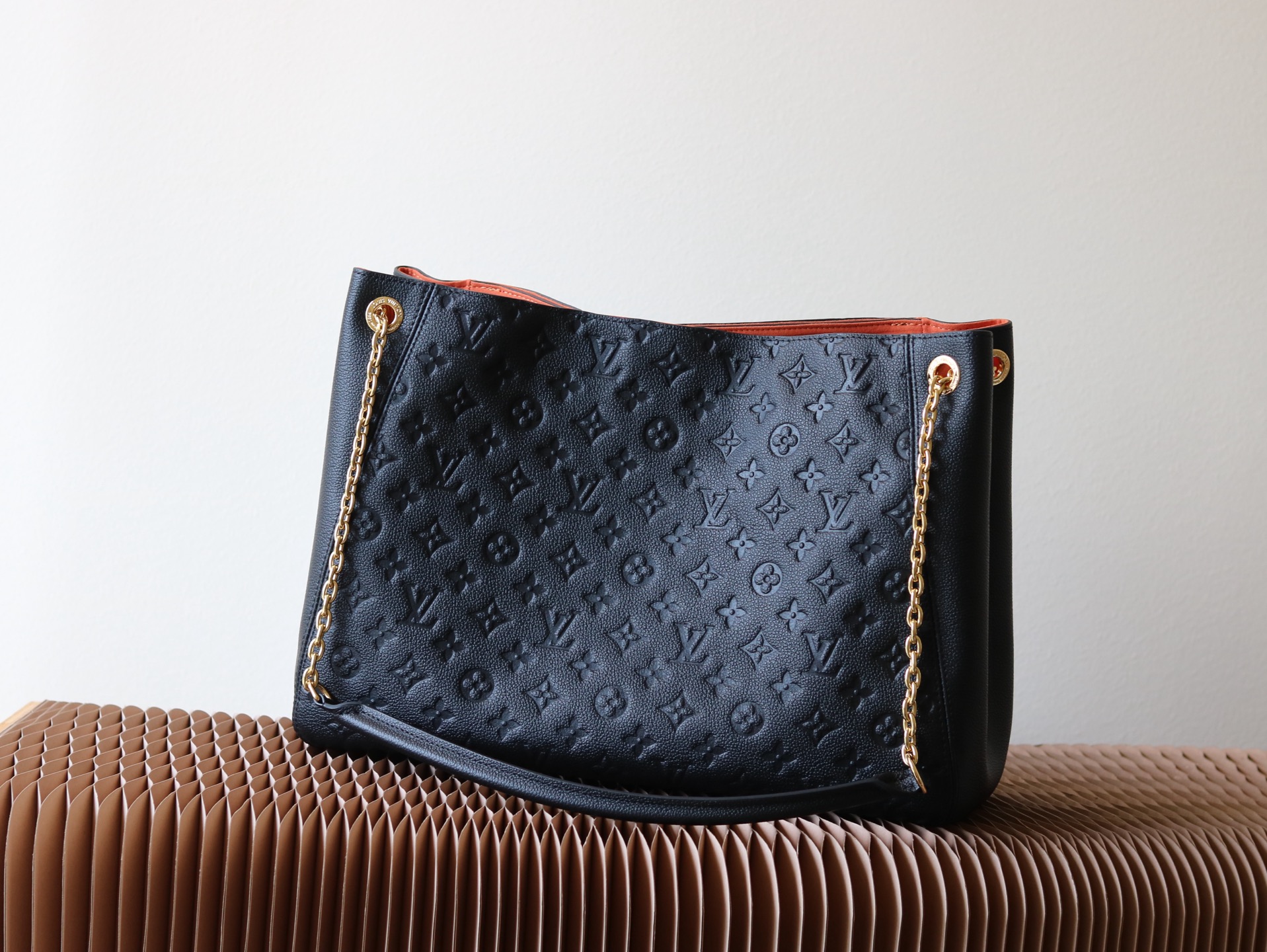 Louis Vuitton Promenade Anytime Medium Handbag - Image 3