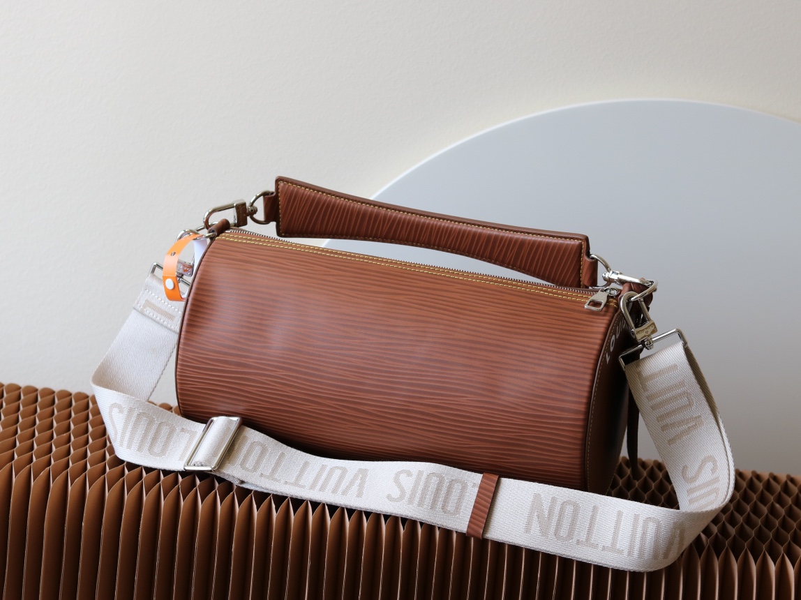 Louis Vuitton Soft Polochon Crossbody Bag M23092 - Image 3