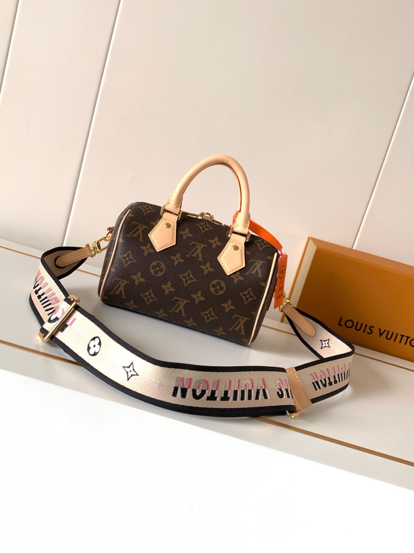Speedy Bandoulière 20 Monogram Canvas Handbag - Image 3