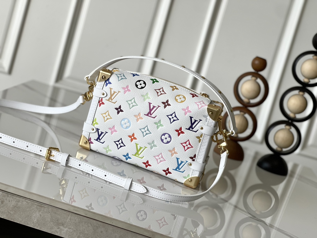 Louis Vuitton Side Trunk MM Handbag in White Monogram Canvas - Image 3