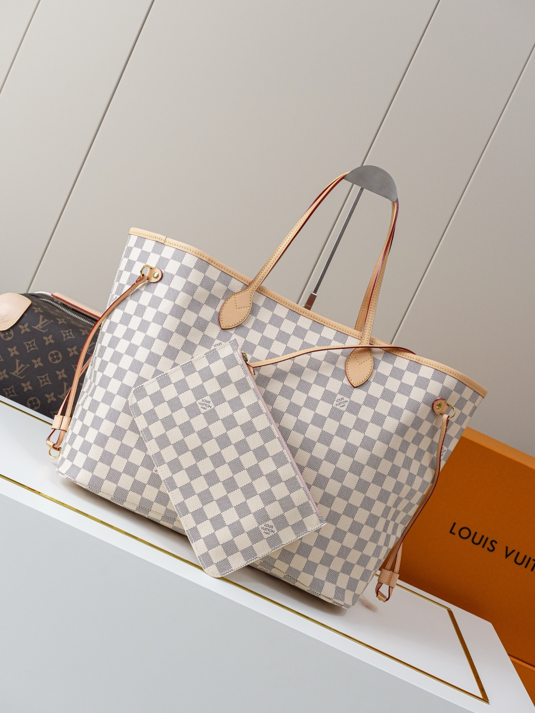 Louis Vuitton Neverfull GM Tote Bag in Damier Azur Canvas - Image 3