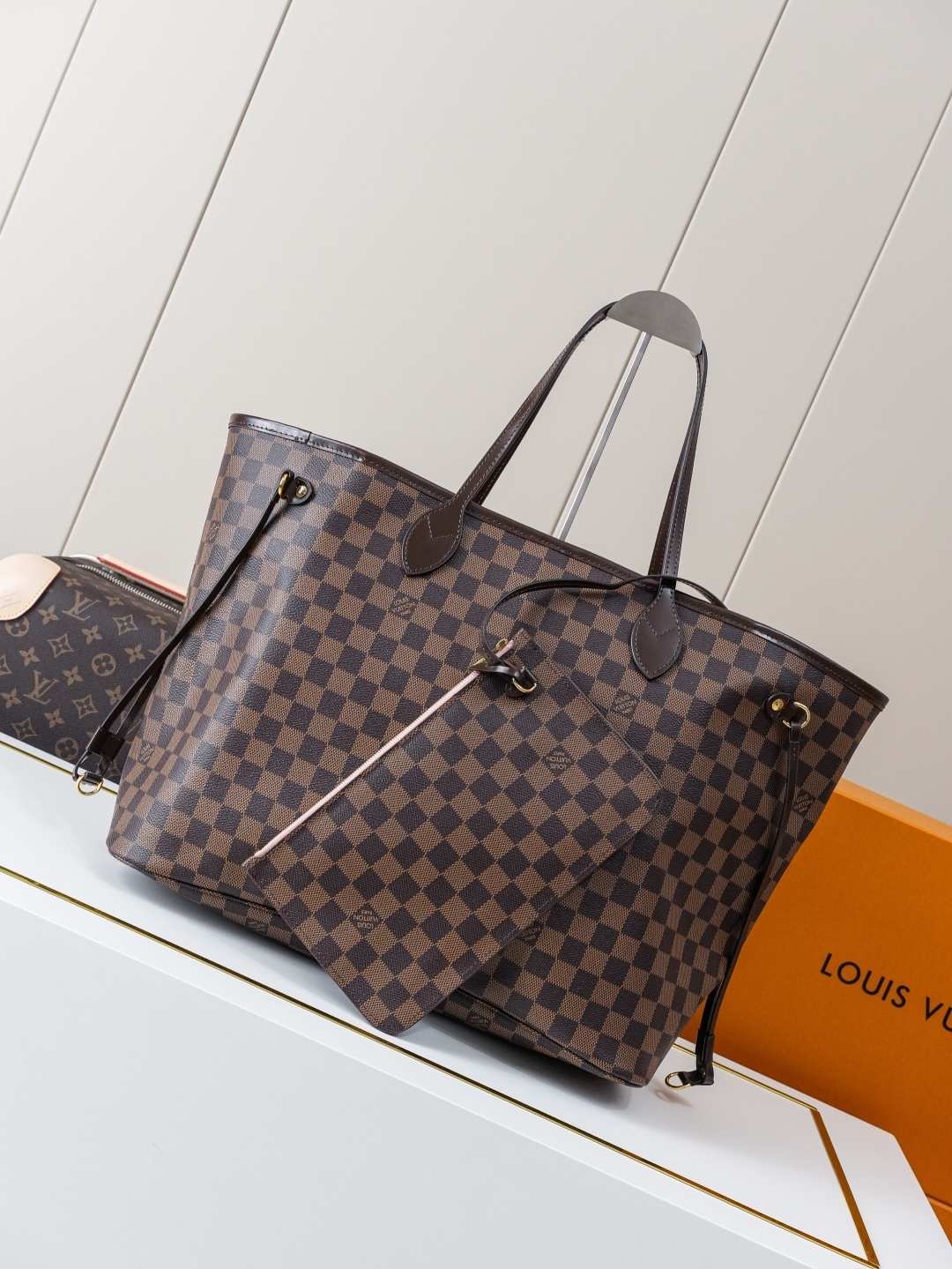 Louis Vuitton Neverfull Large Tote Bag in Damier Ebene - Image 3