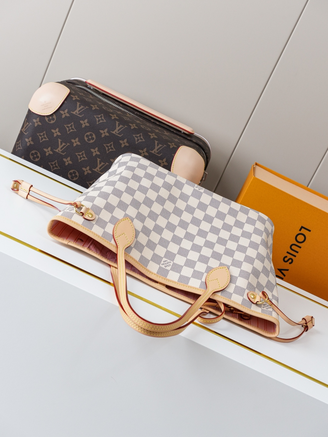 Louis Vuitton Neverfull Small Tote Bag in Damier Azur Canvas - Image 3