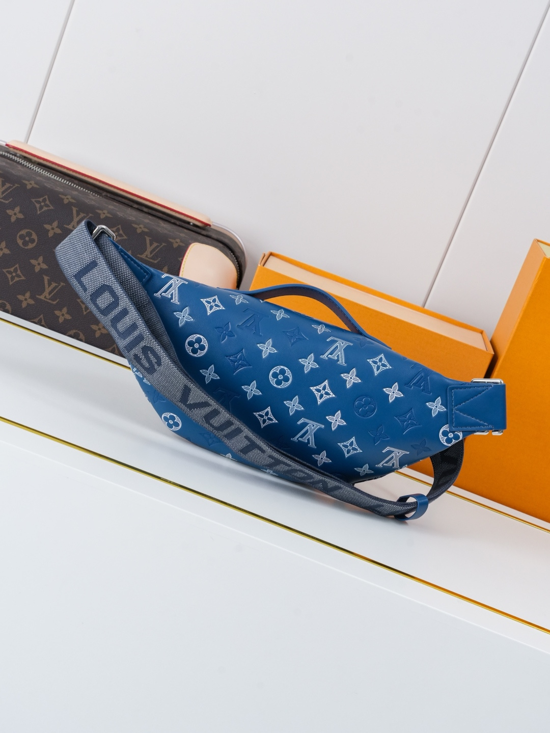 Louis Vuitton Rush Belt Bag in Monogram Shadow Leather - Image 3
