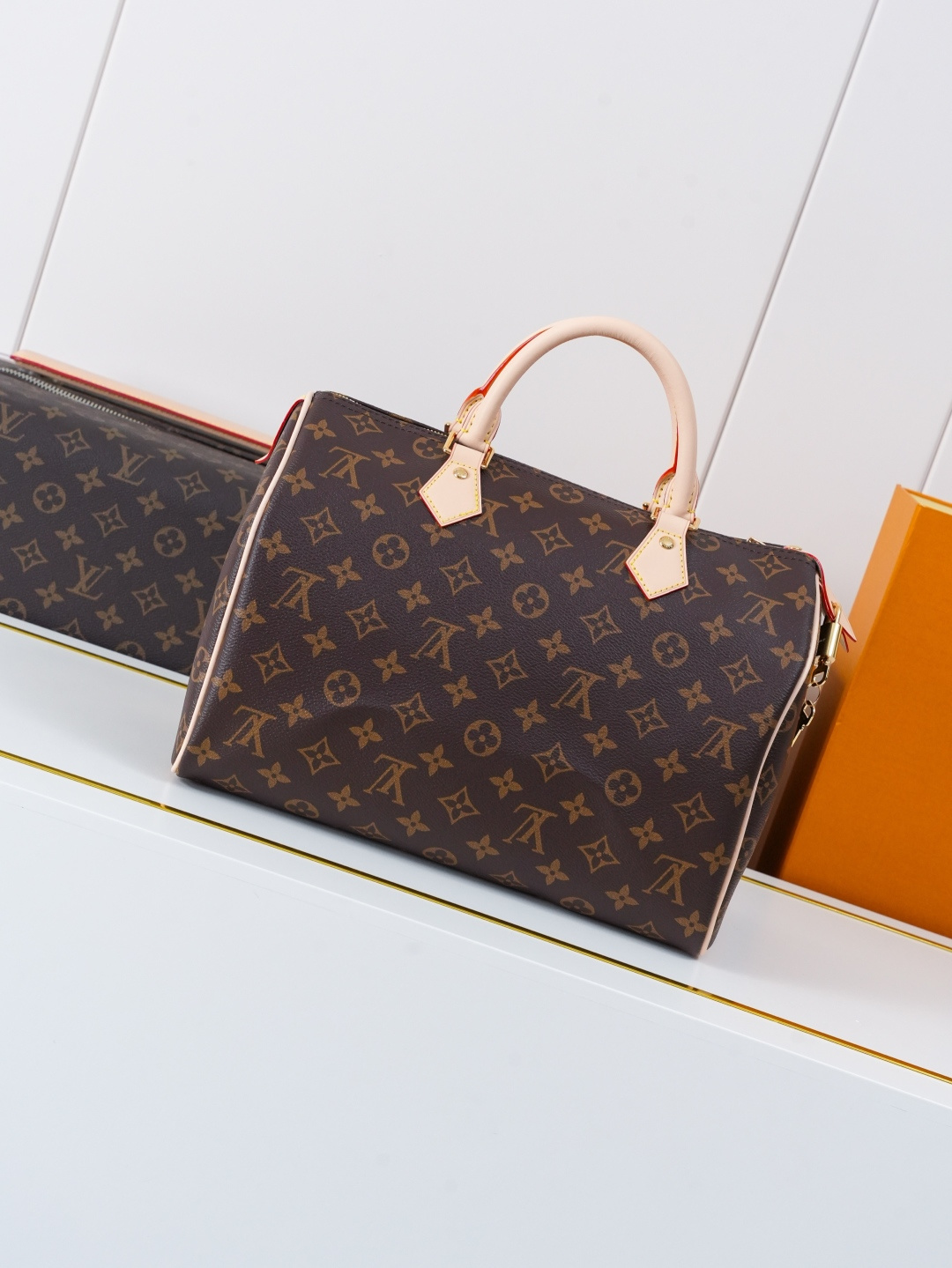 Louis Vuitton Speedy Bandouliere 30 Handbag in Damier Ebene Canvas - Image 3