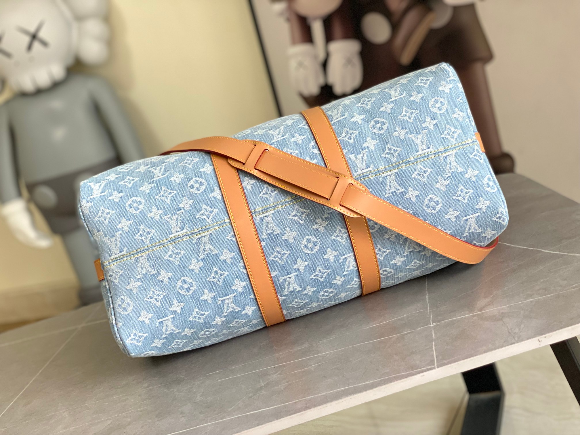 Louis Vuitton Keepall Bandoulière 45 Travel Bag in Washed Light Blue Denim - Image 3