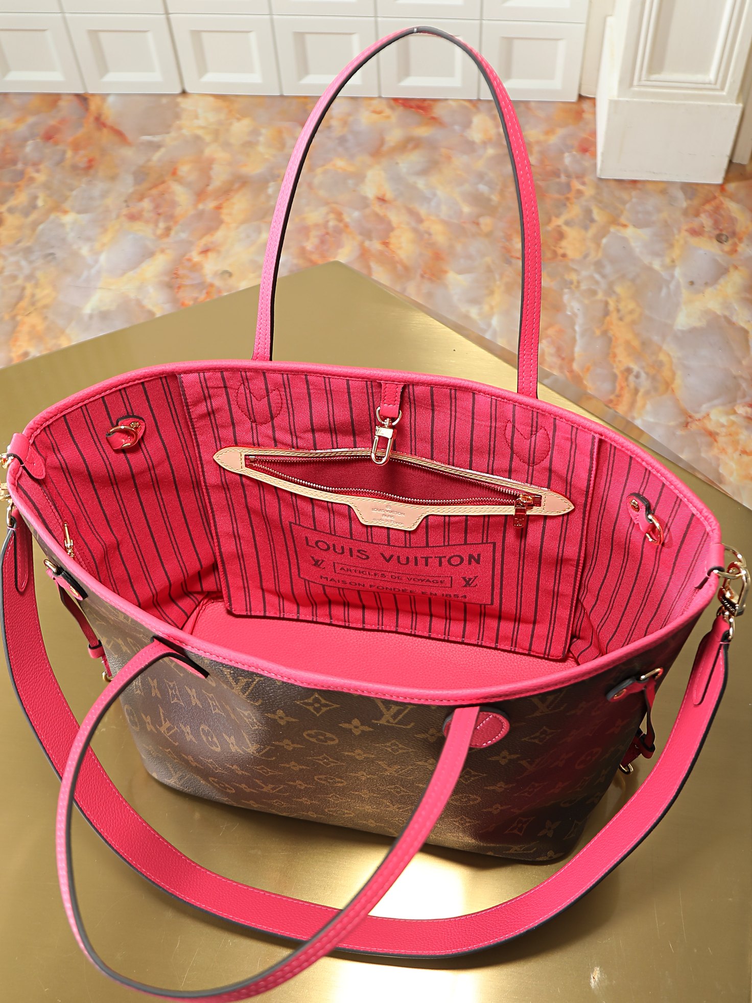 Louis Vuitton Neverfull Bandoulière Inside Out Medium Tote Bag - Image 3