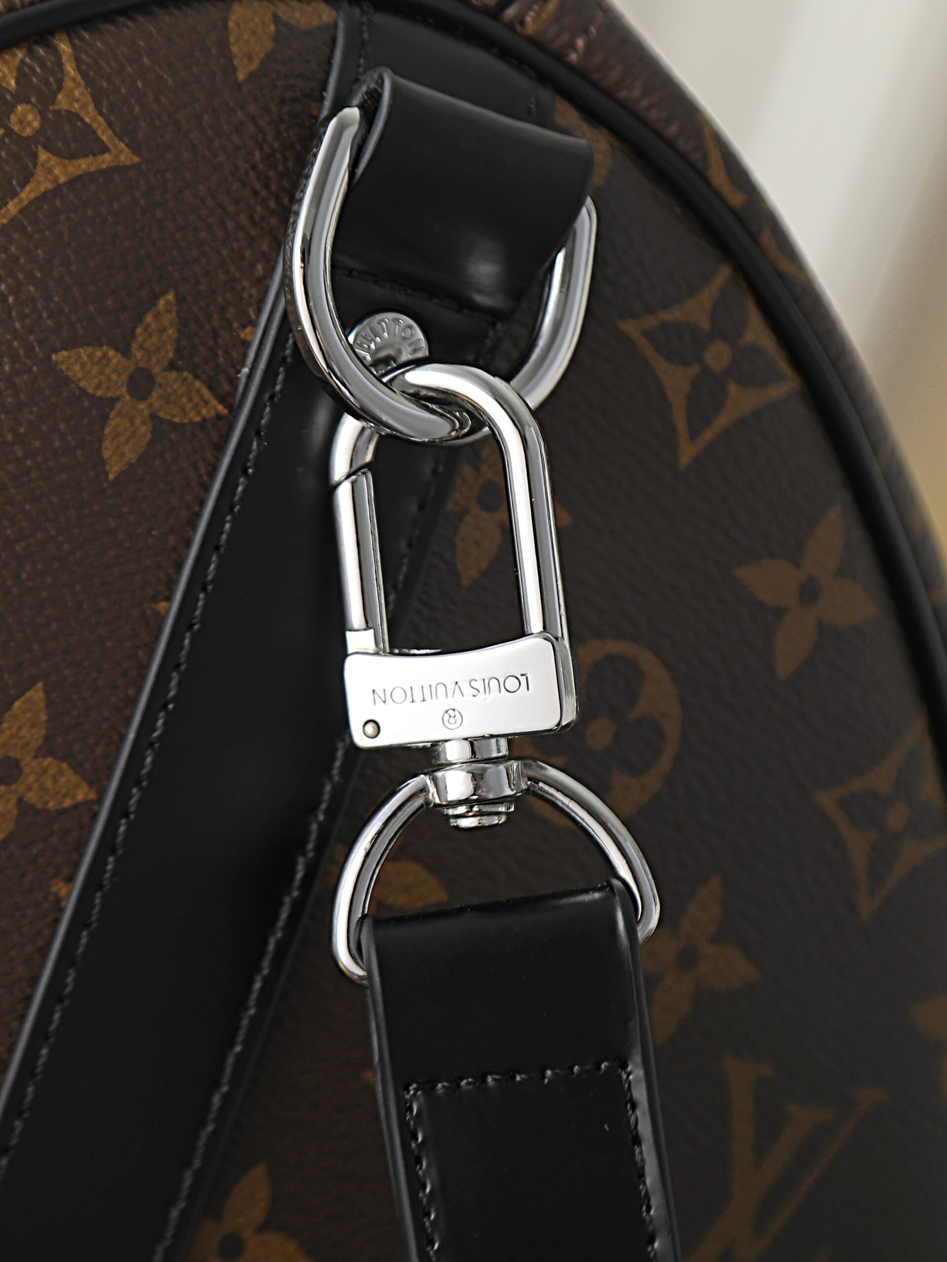 Louis Vuitton Keepall 45 Travel Bag - Image 3
