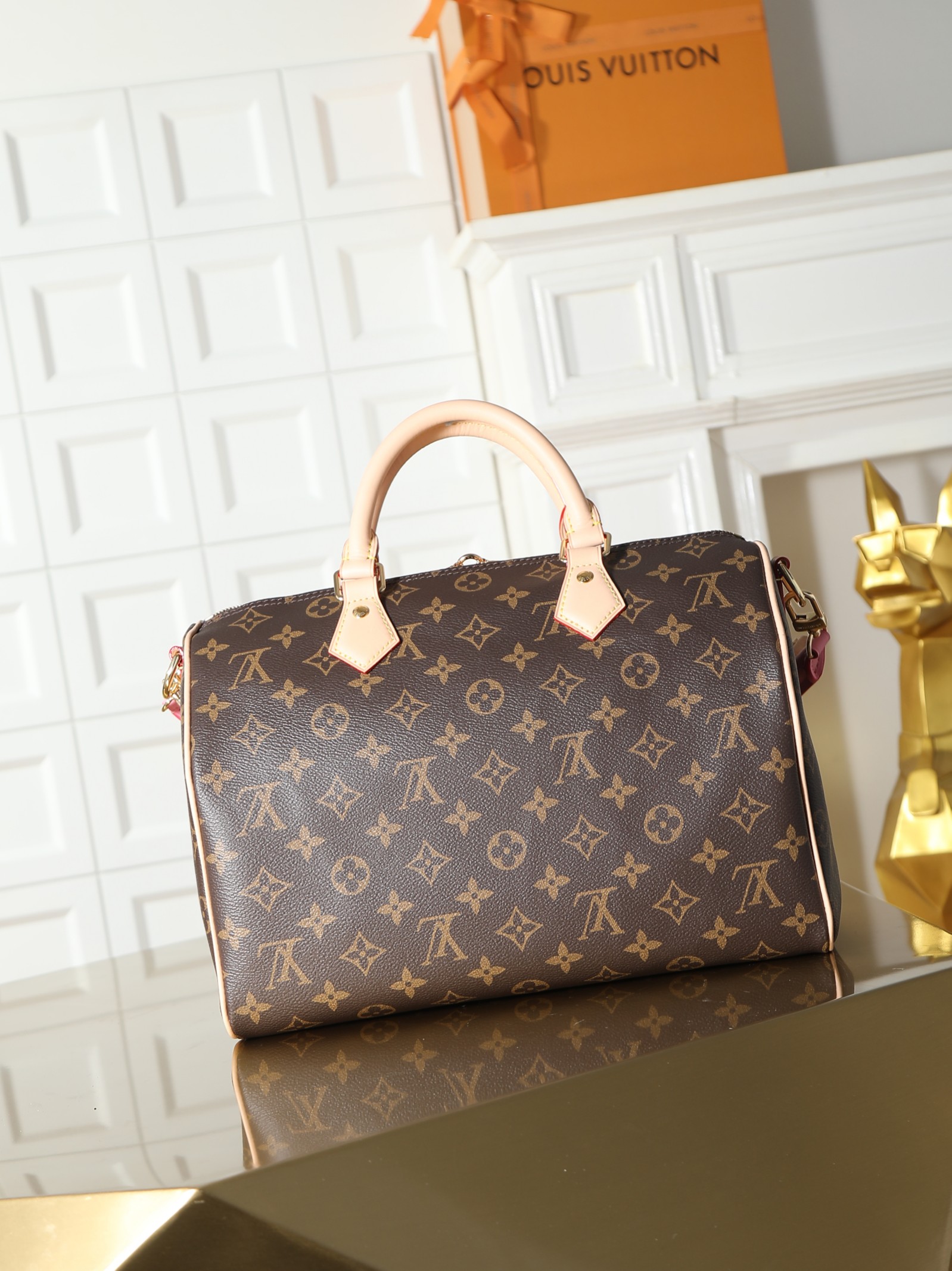 Louis Vuitton Speedy Soft 30 Boho Handbag - Image 3