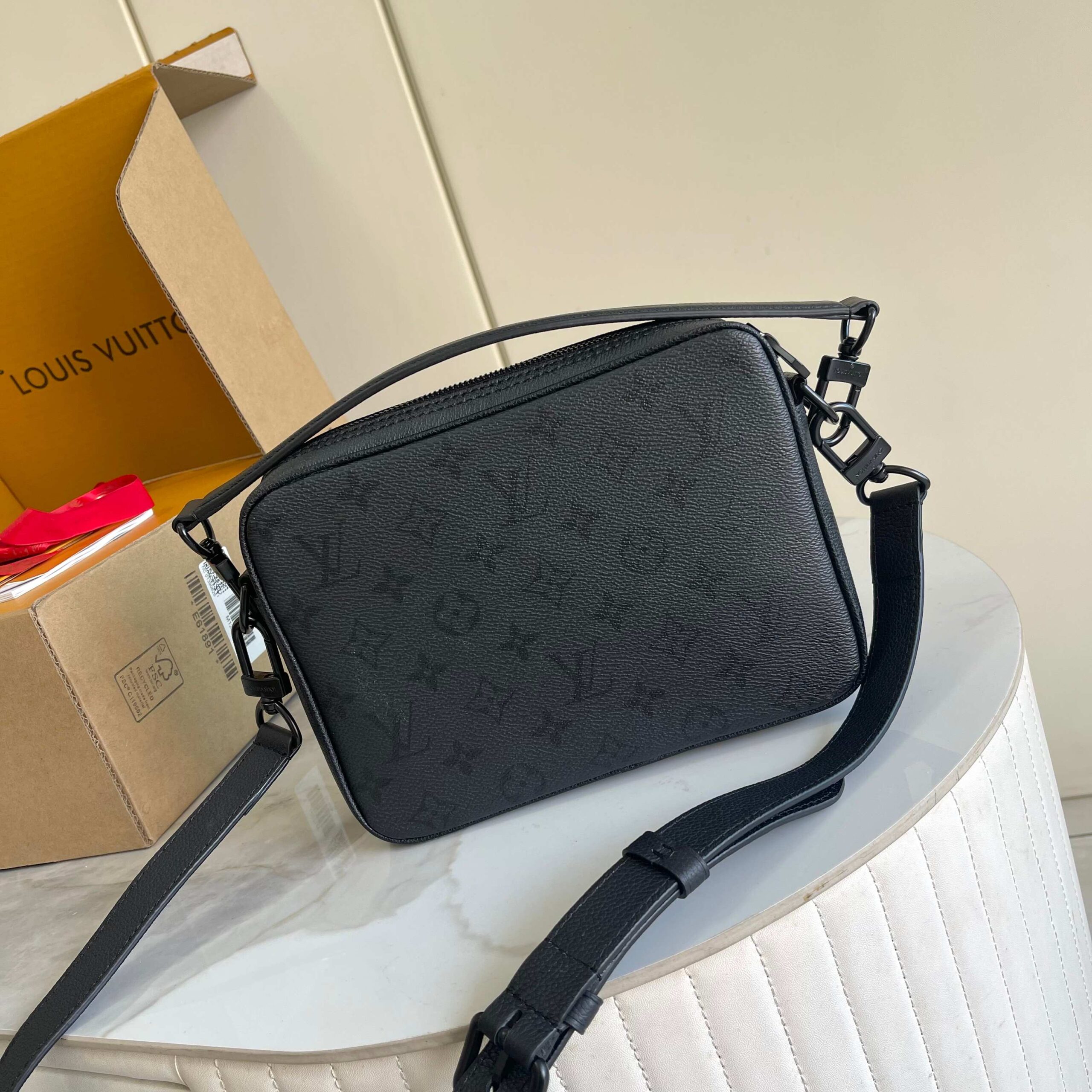 Louis Vuitton Nil Crossbody Bag in Monogram Midnight Canvas - Image 3