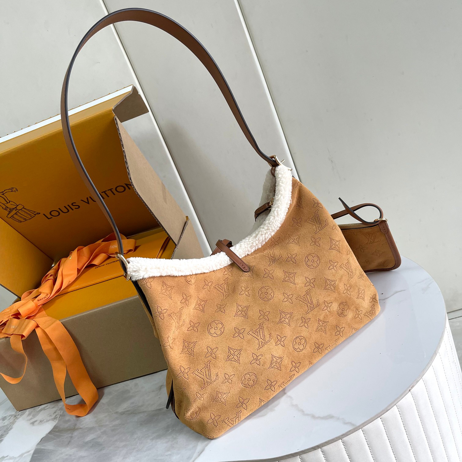 Louis Vuitton LV Ski CarryAll Small Handbag - Image 3