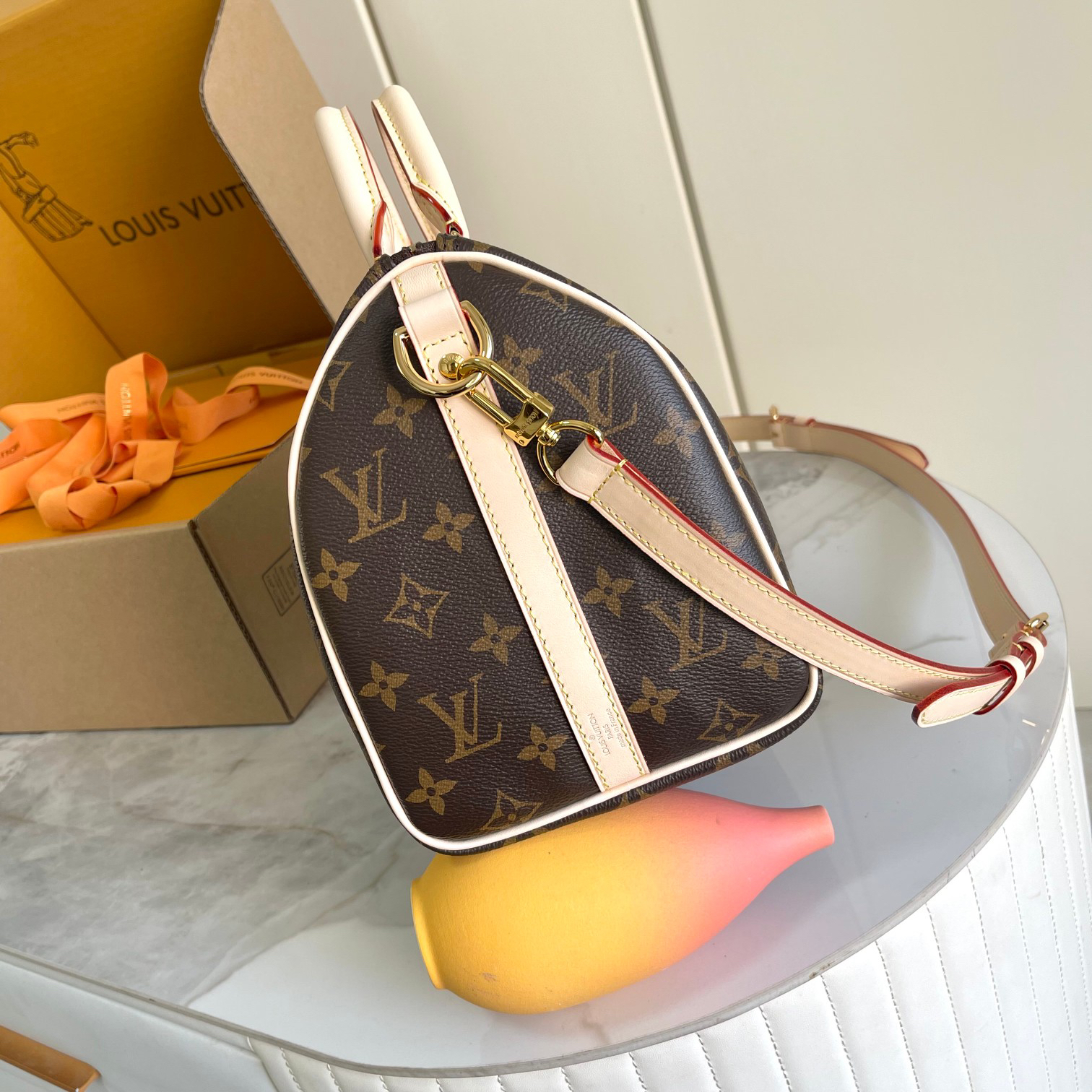 Louis Vuitton Speedy Bandouliere 25 Monogram Handbag - Image 3