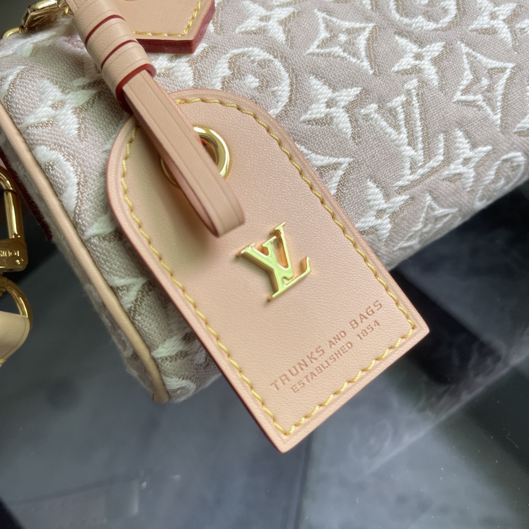 Louis Vuitton Nano Speedy Handbag - Image 3