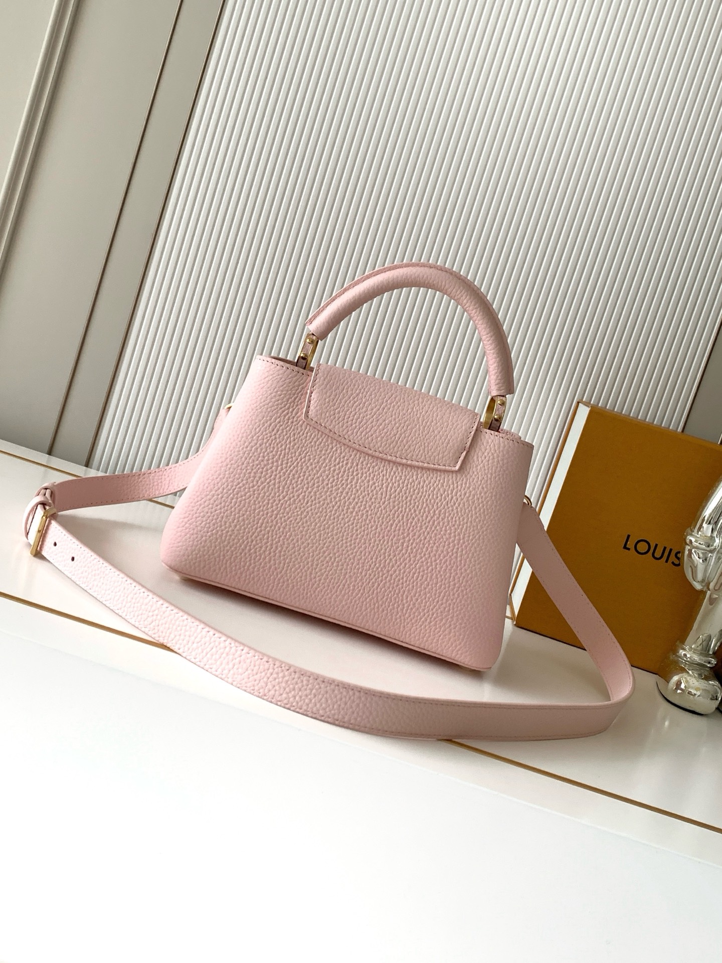 Louis Vuitton Capucines BB Handbag, Light Pink Pearl Double Chain - Image 3