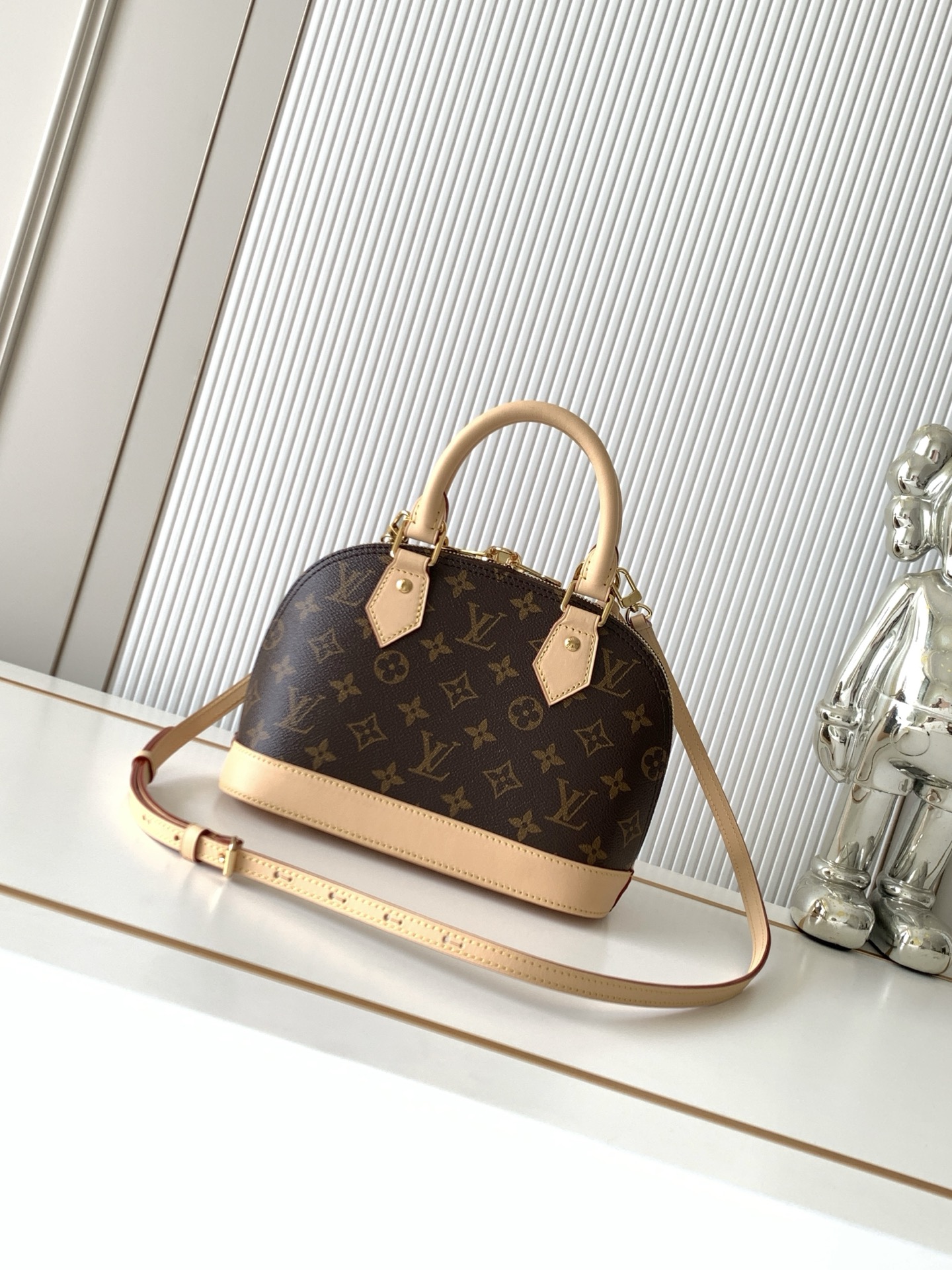 Louis Vuitton Alma BB Damier Ebene Canvas Handbag - Image 3