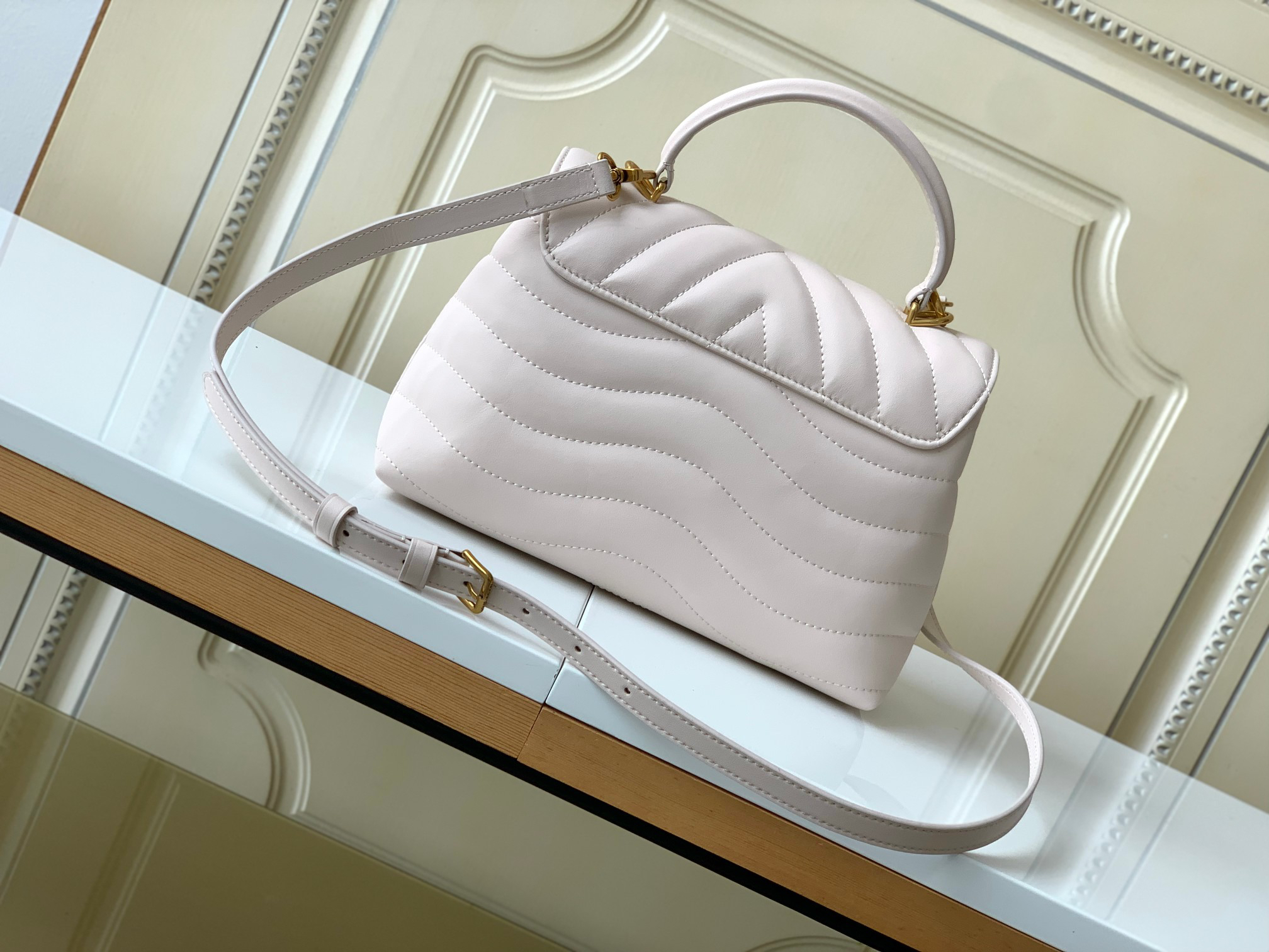 Louis Vuitton Hold Me Handbag in New Wave Quilted Leather - Image 3