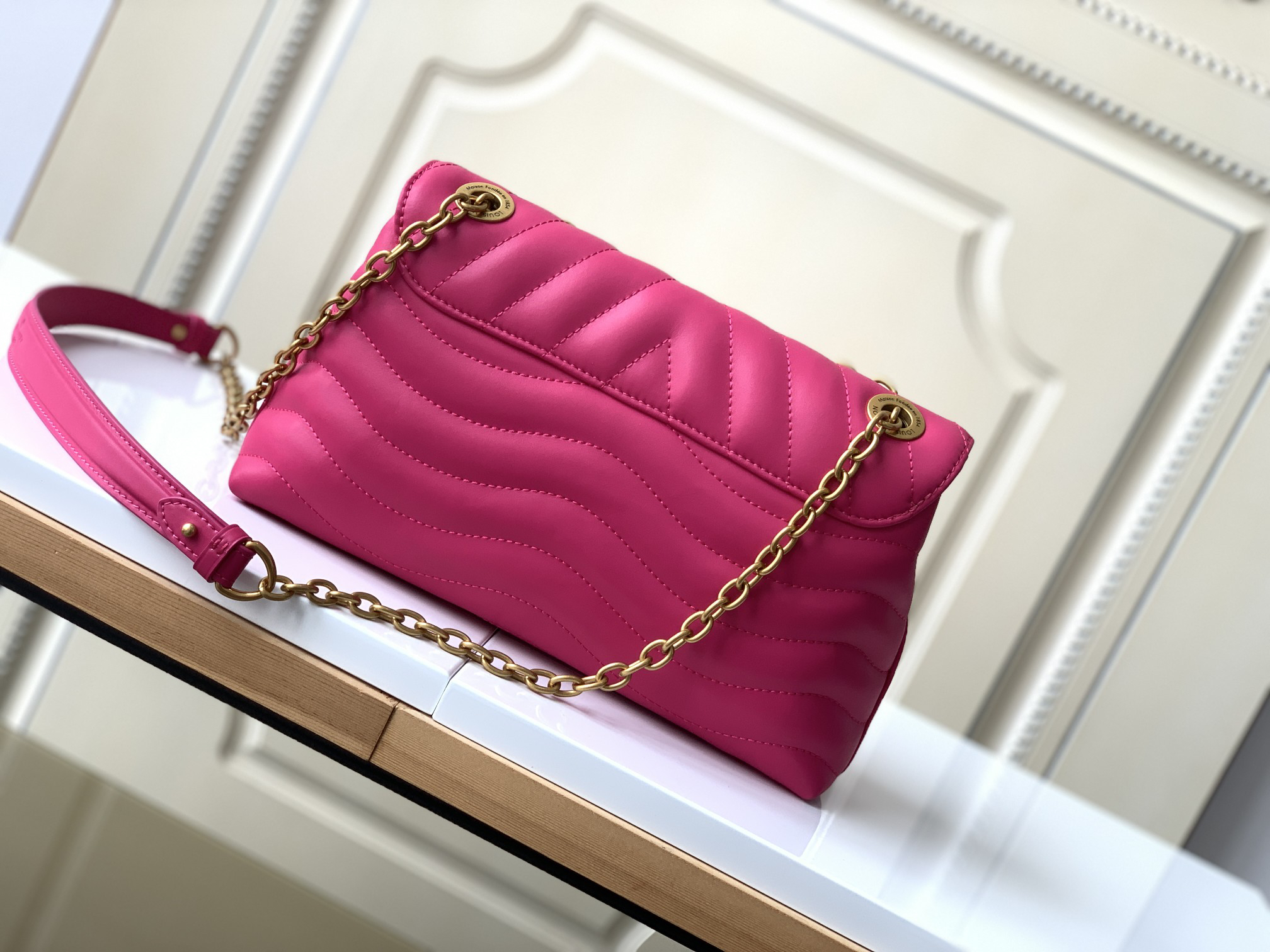 Louis Vuitton LV New Wave Chain Bag M58553 - Image 3