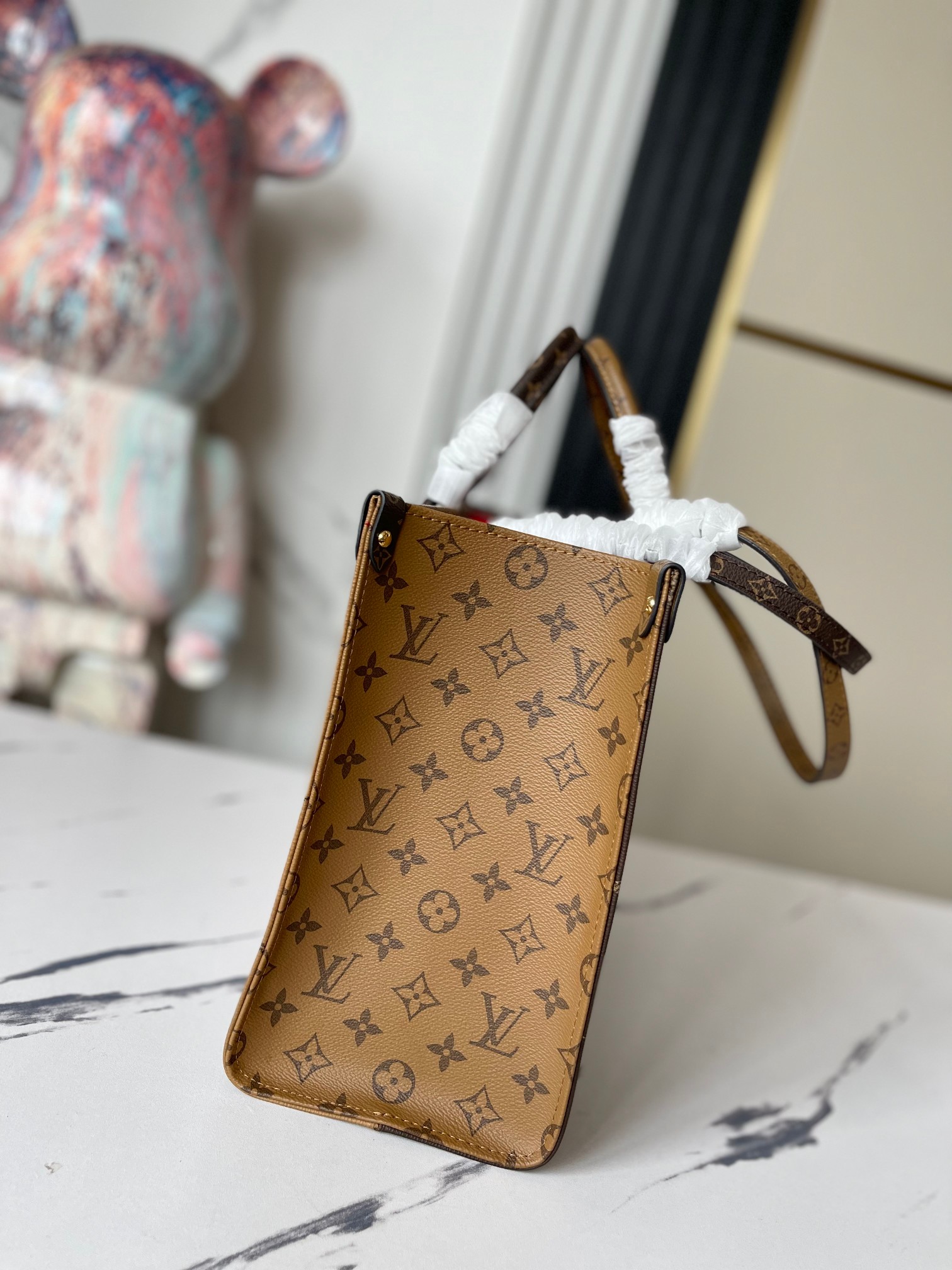 Louis Vuitton Onthego MM Tote Bag M45039 - Image 3