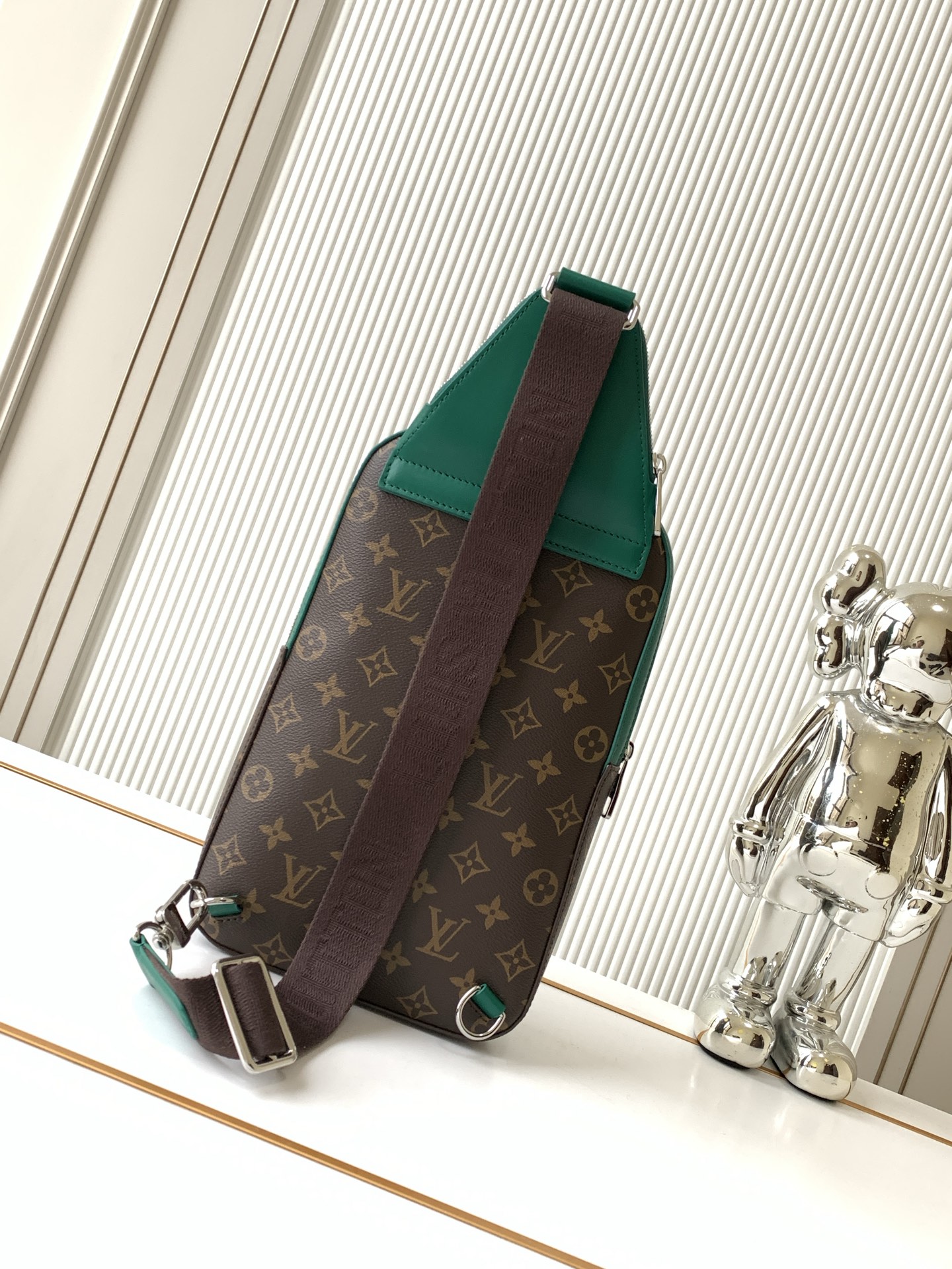 Louis Vuitton LV Trail Monogram Macassar Messenger Bag M12734 - Image 3