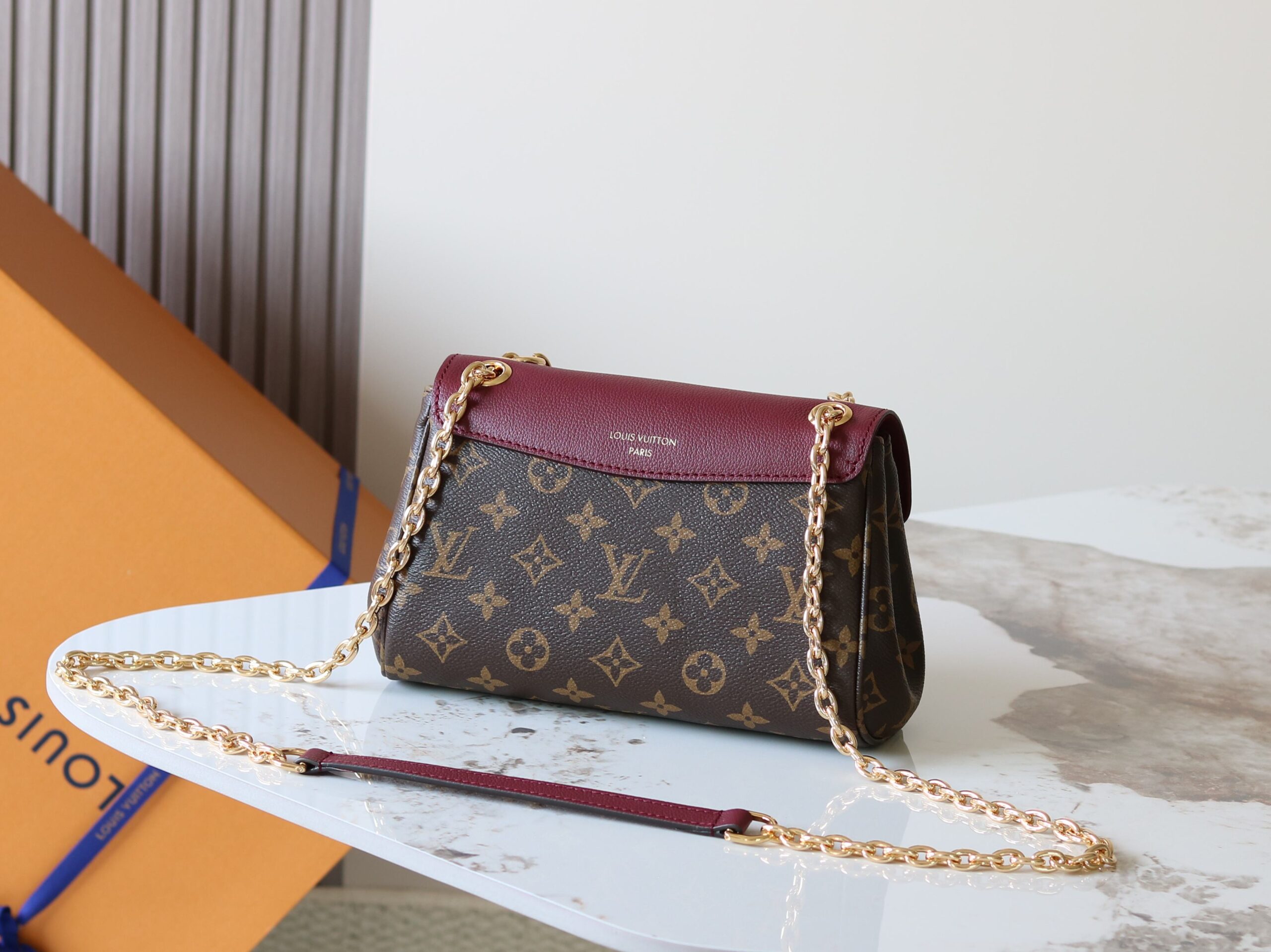 Saint-Germain BB Handbag - Image 3