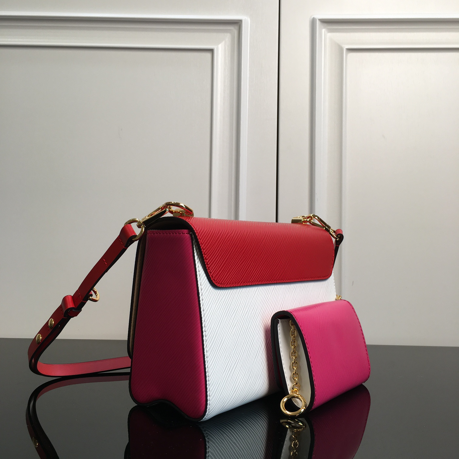 M55683 Red Two-Piece Twin Bag in Wave-Textured Leather - Image 3