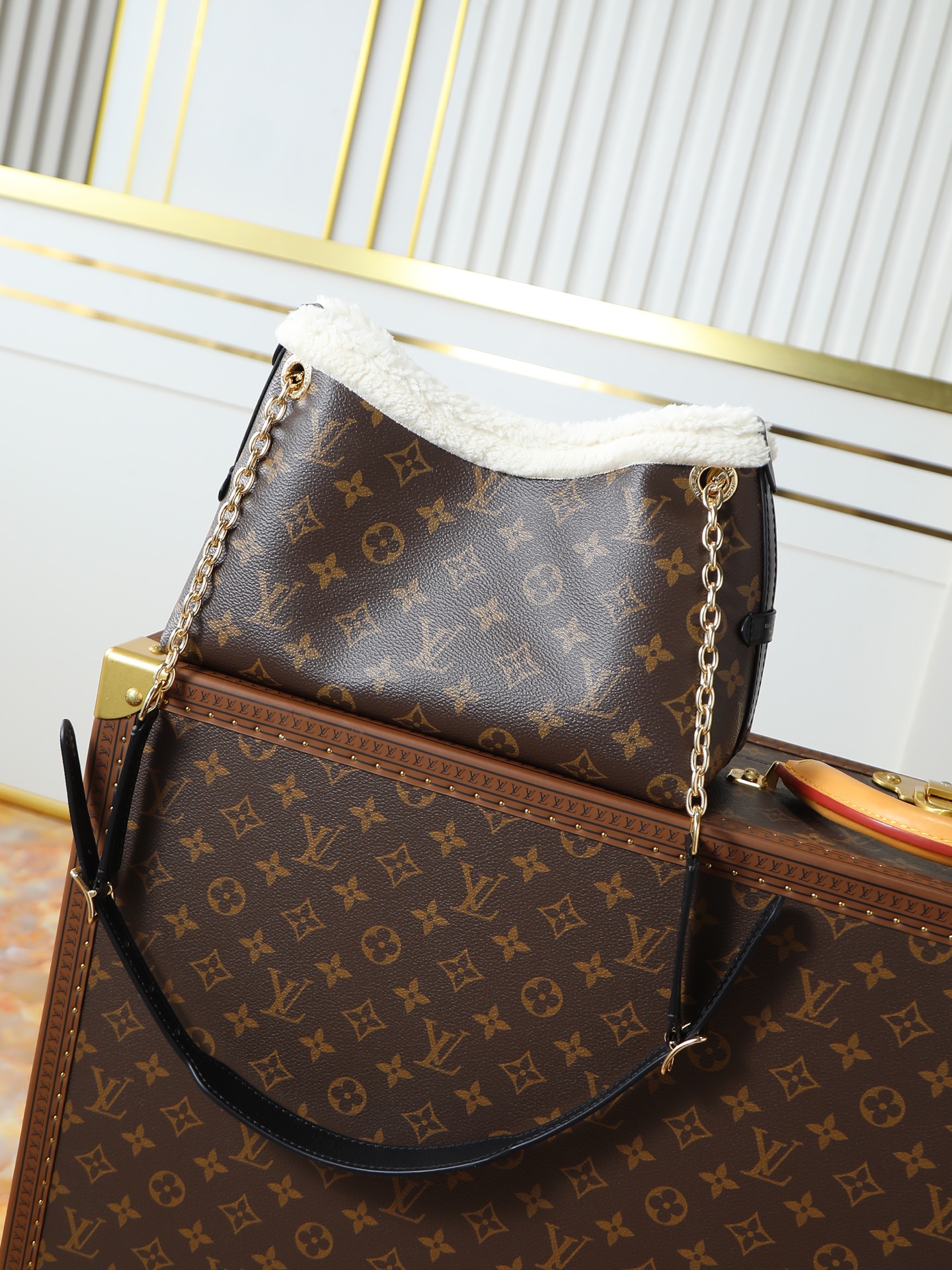 Louis Vuitton CarryAll BB Monogram Canvas Crossbody Bag - Image 3
