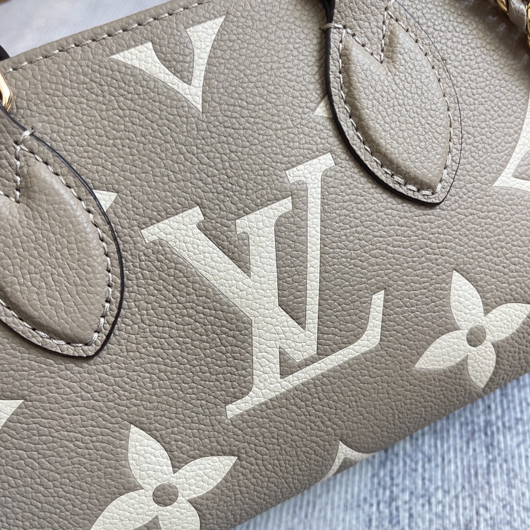 Louis Vuitton OnTheGo Small Handbag in Giant Monogram Leather - Image 3