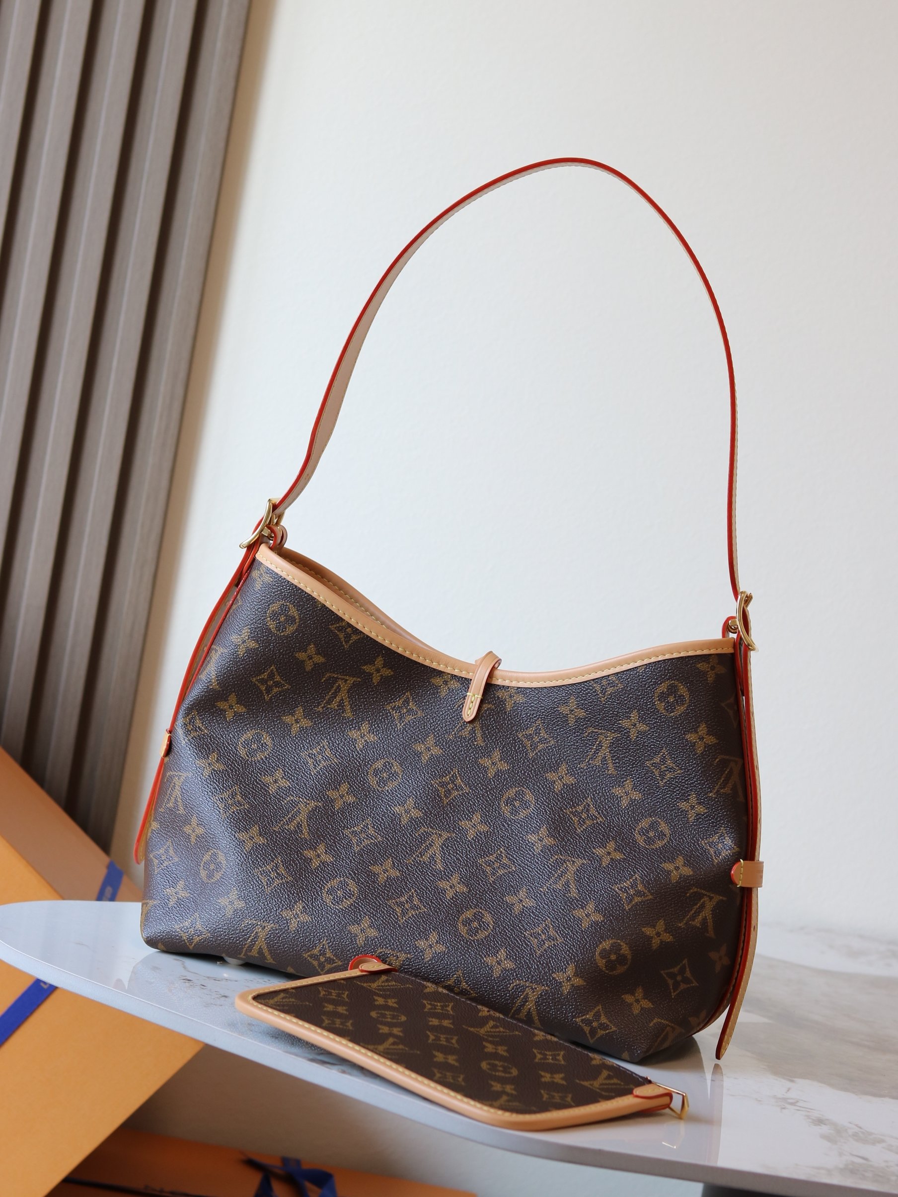 Louis Vuitton CarryAll M46203 Small Monogram Canvas and Leather Handbag - Image 3